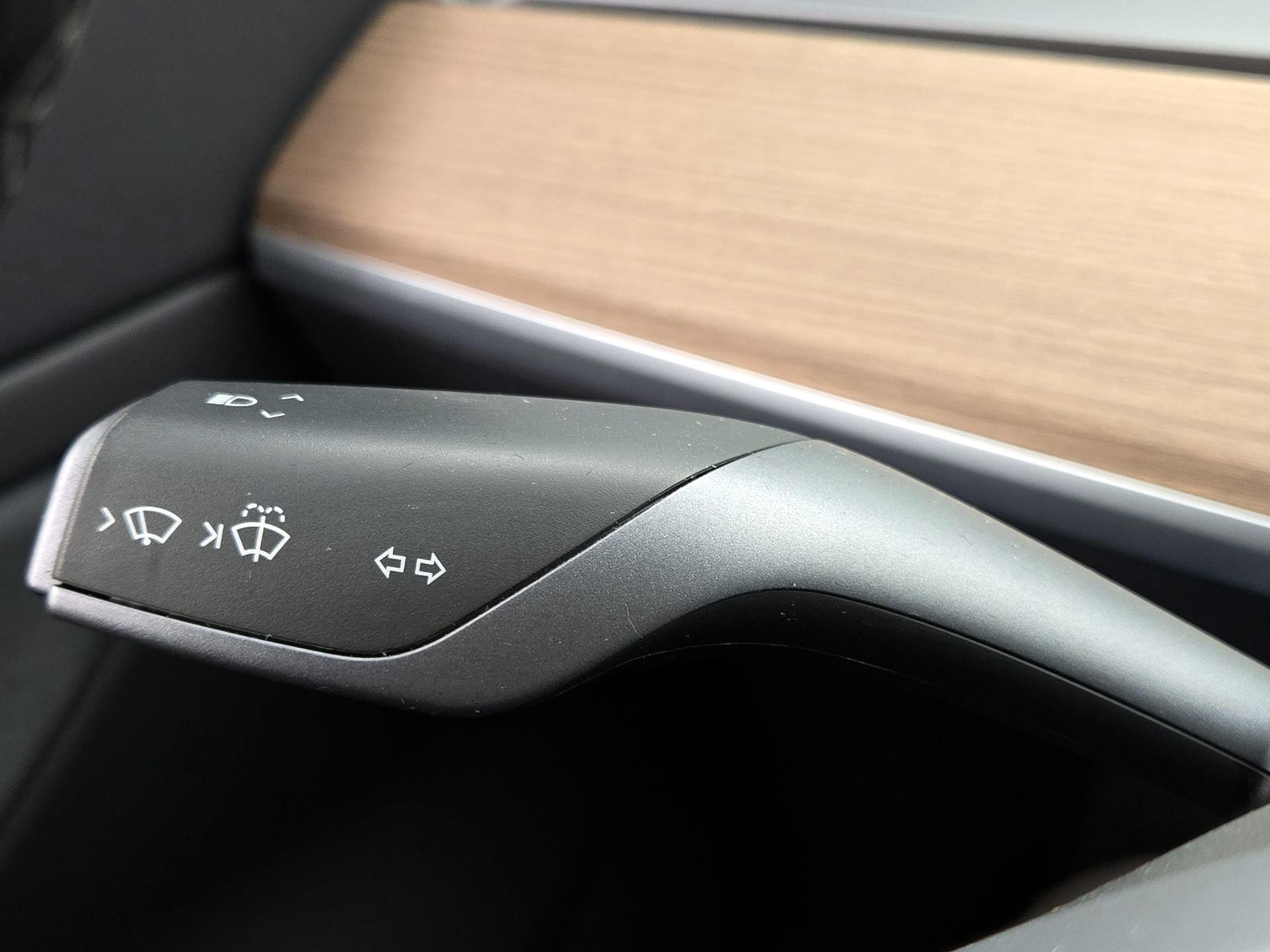 Thumbnail: 2019 Tesla Model 3 - 13