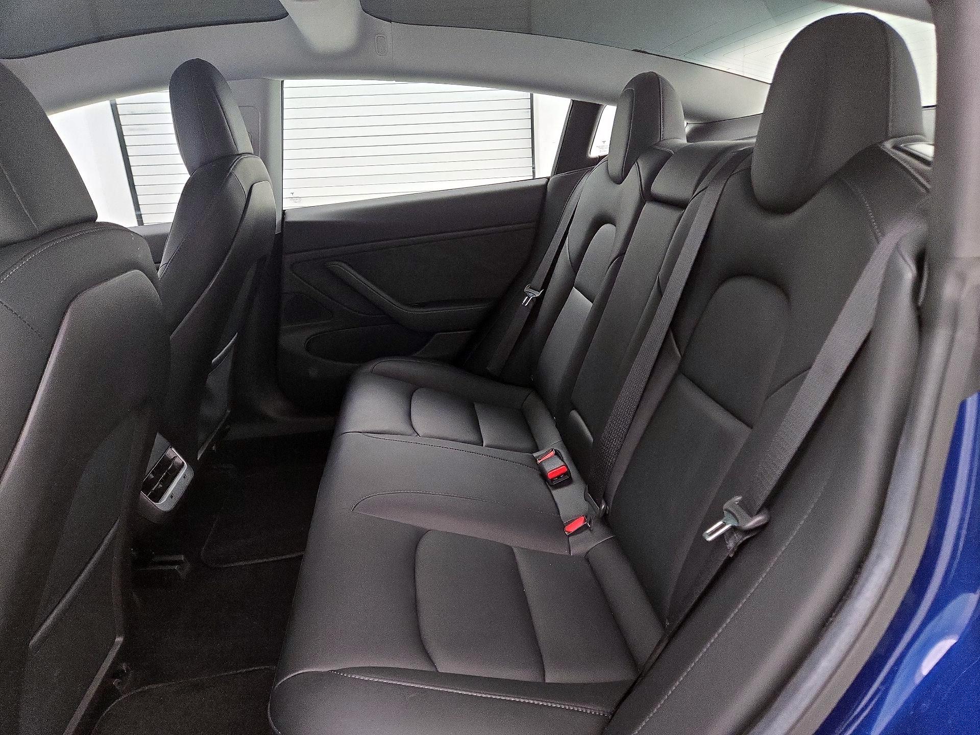 Thumbnail: 2019 Tesla Model 3 - 20