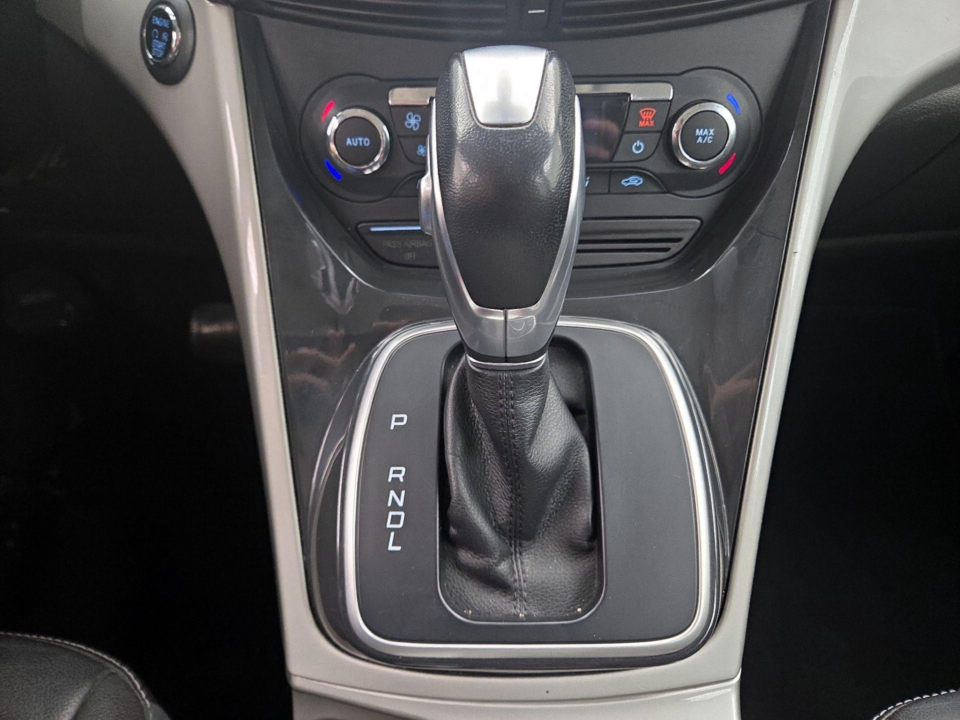 Thumbnail: 2015 Ford C-Max - 16