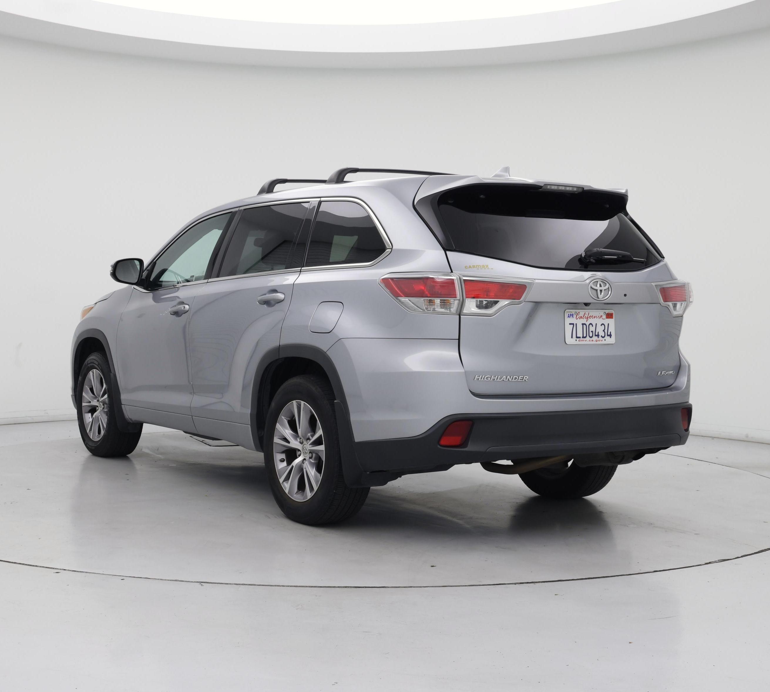 Thumbnail: 2015 Toyota Highlander - 2