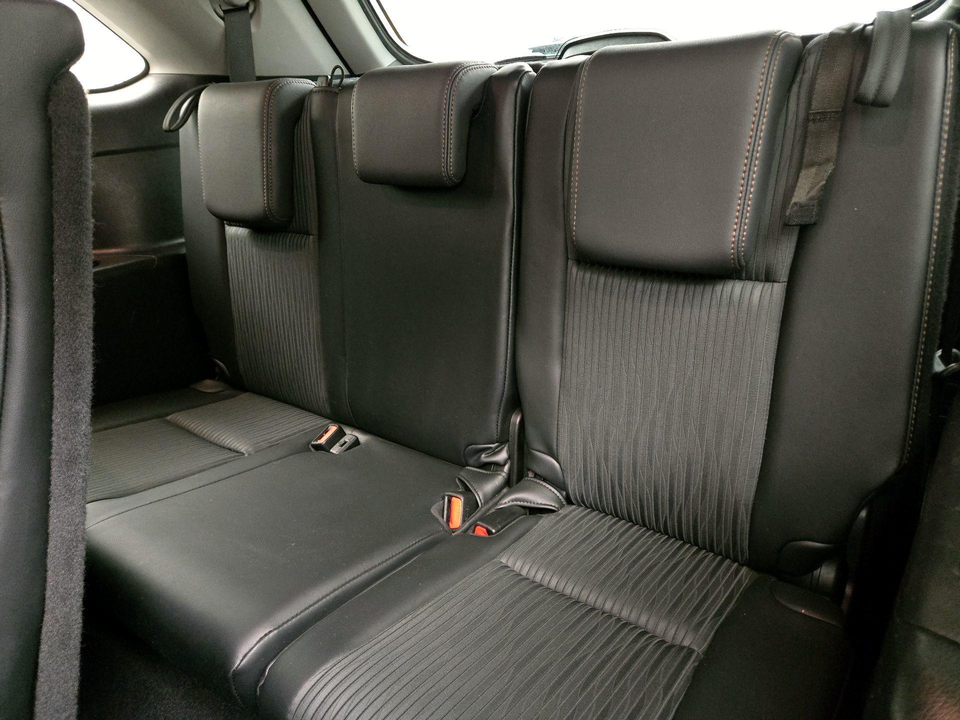 Thumbnail: 2015 Toyota Highlander - 20