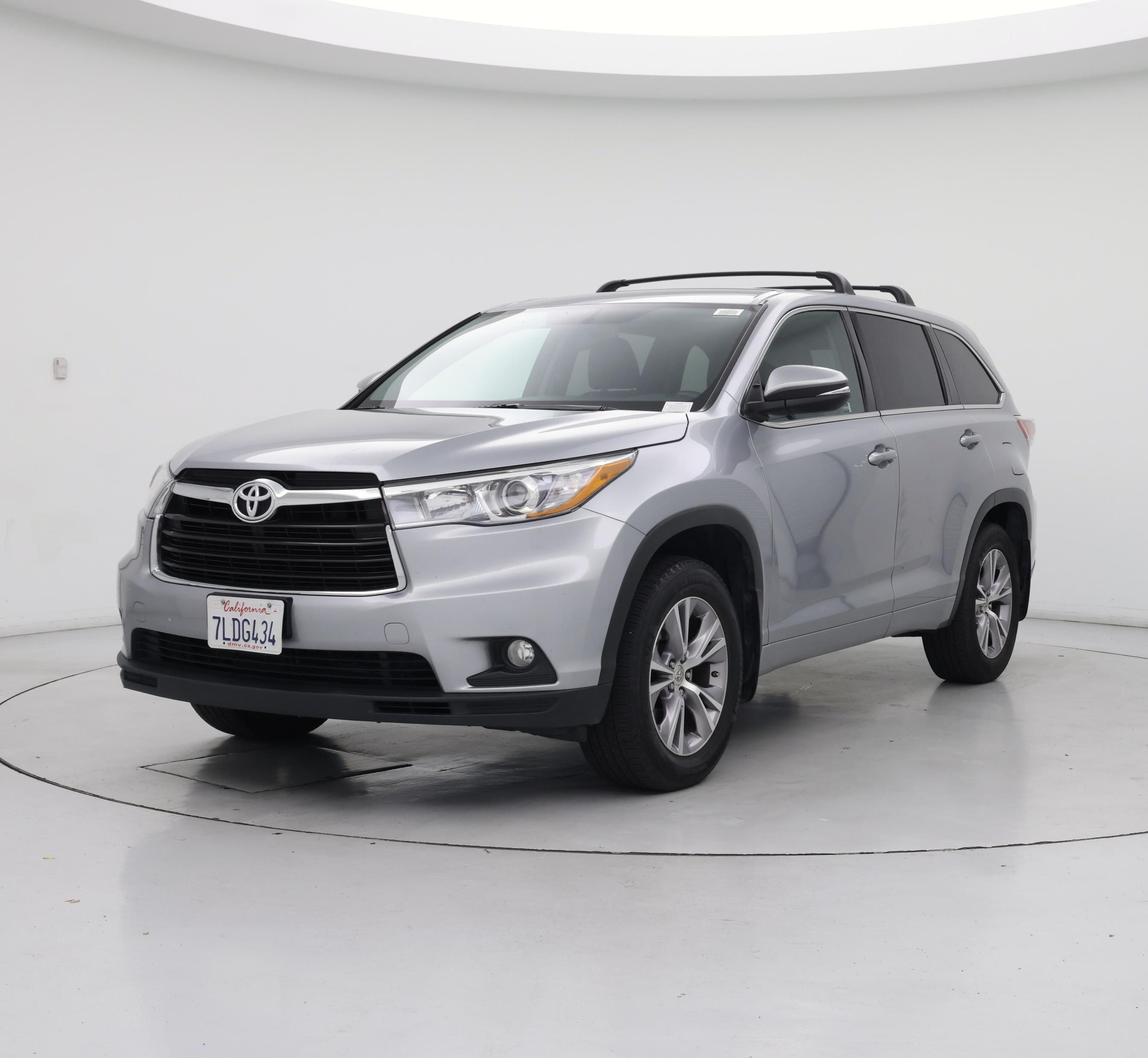 Thumbnail: 2015 Toyota Highlander - 4