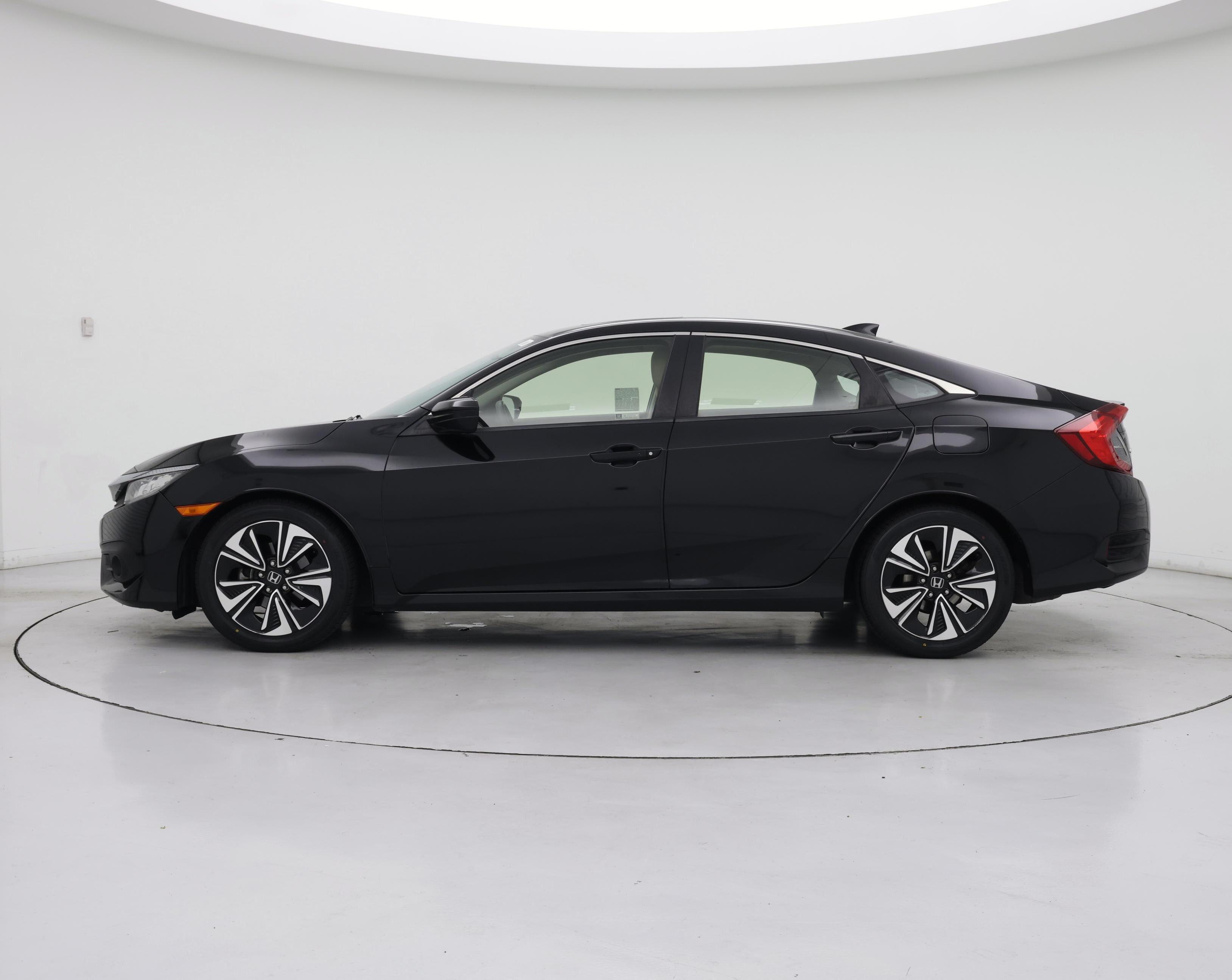 Thumbnail: 2018 Honda Civic - 3