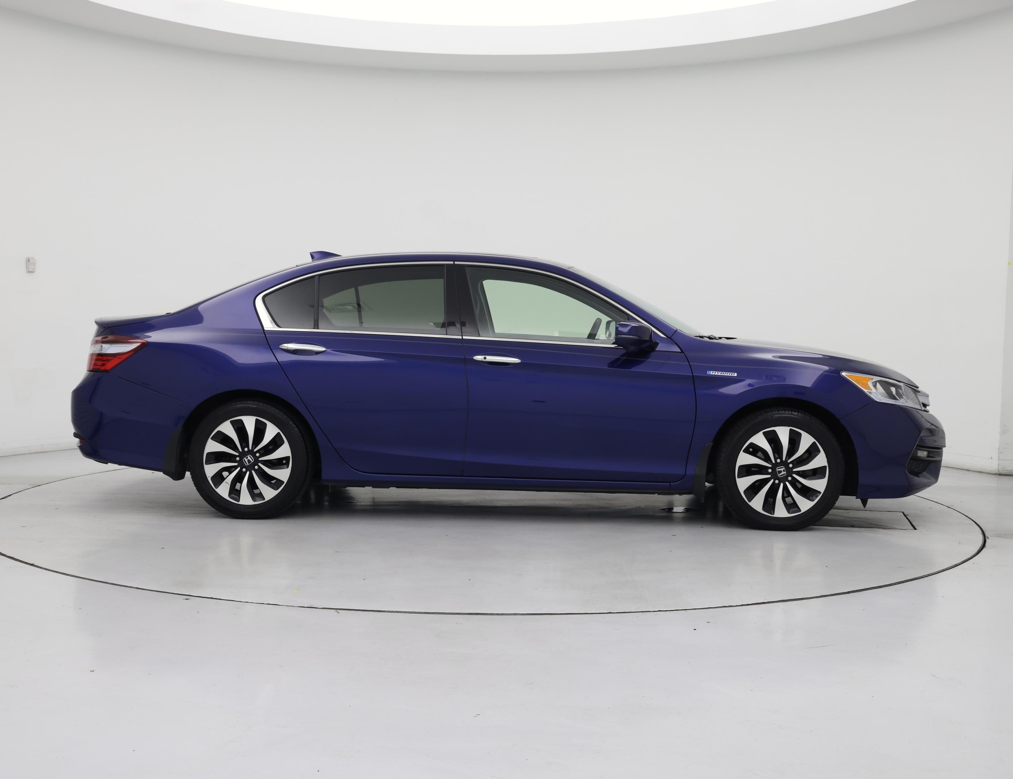 Thumbnail: 2017 Honda Accord - 7