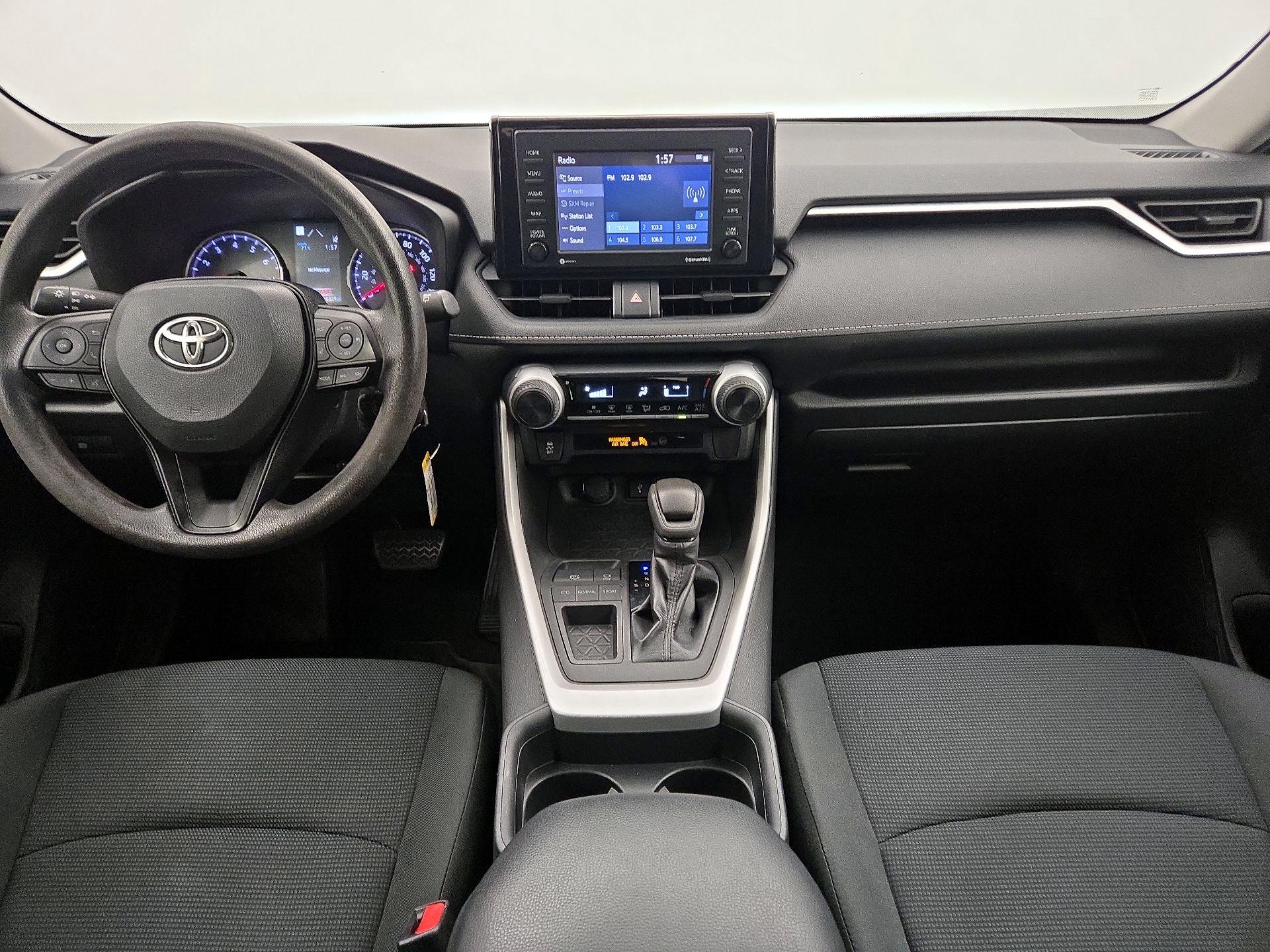 Thumbnail: 2020 Toyota RAV4 - 9