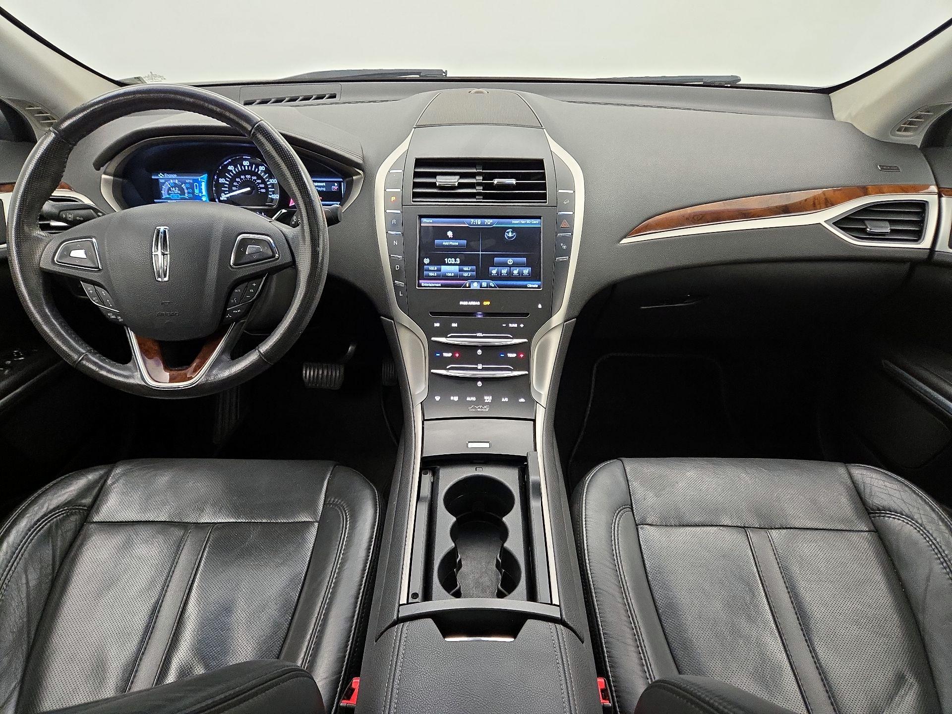 Thumbnail: 2014 Lincoln MKZ - 9