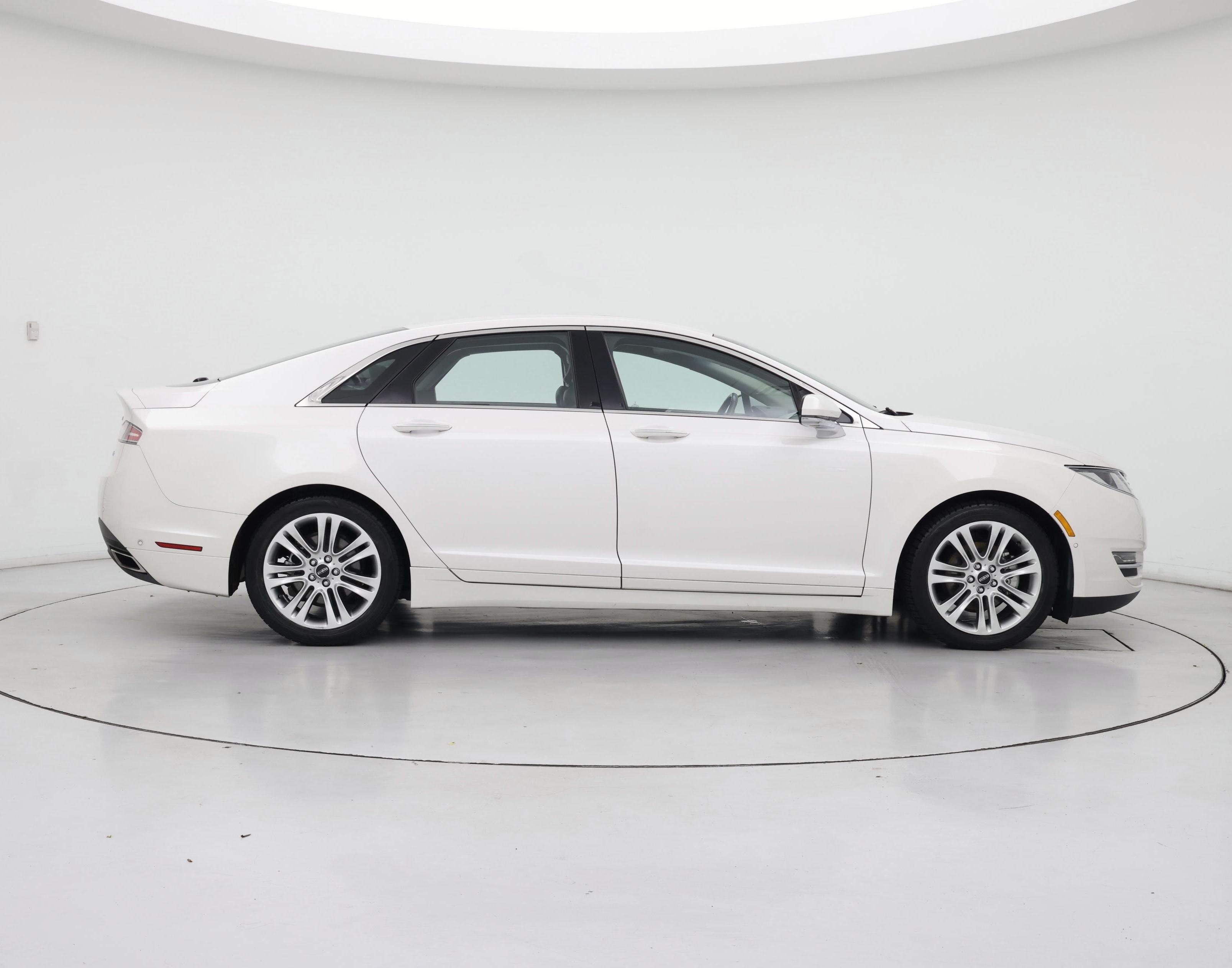 Thumbnail: 2014 Lincoln MKZ - 7