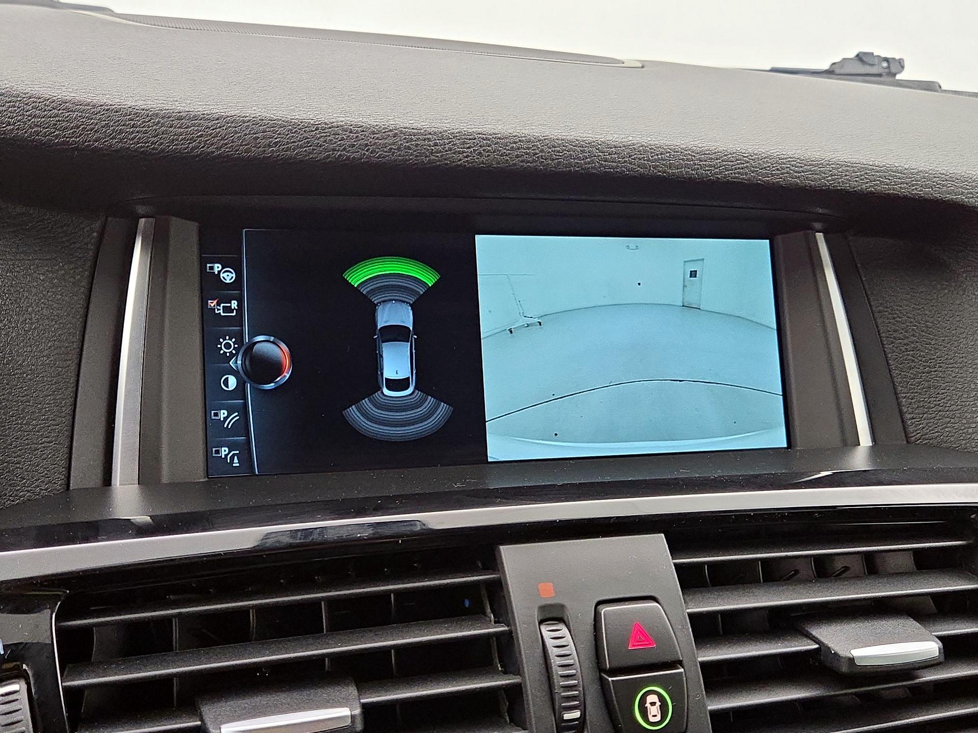 Thumbnail: 2018 BMW X4 - 15