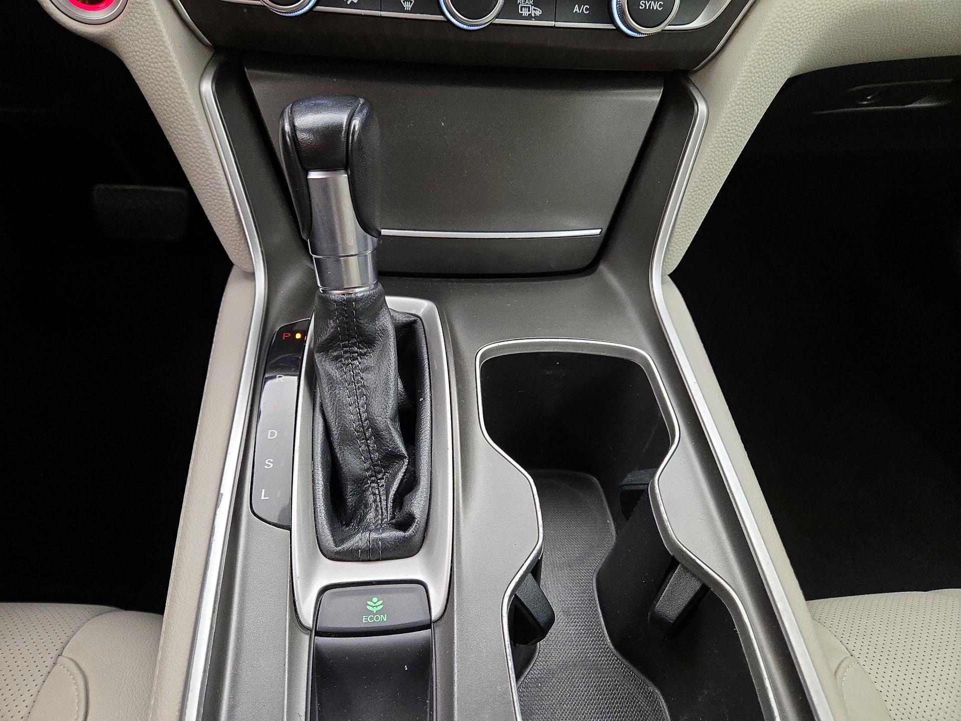 Thumbnail: 2018 Honda Accord - 17