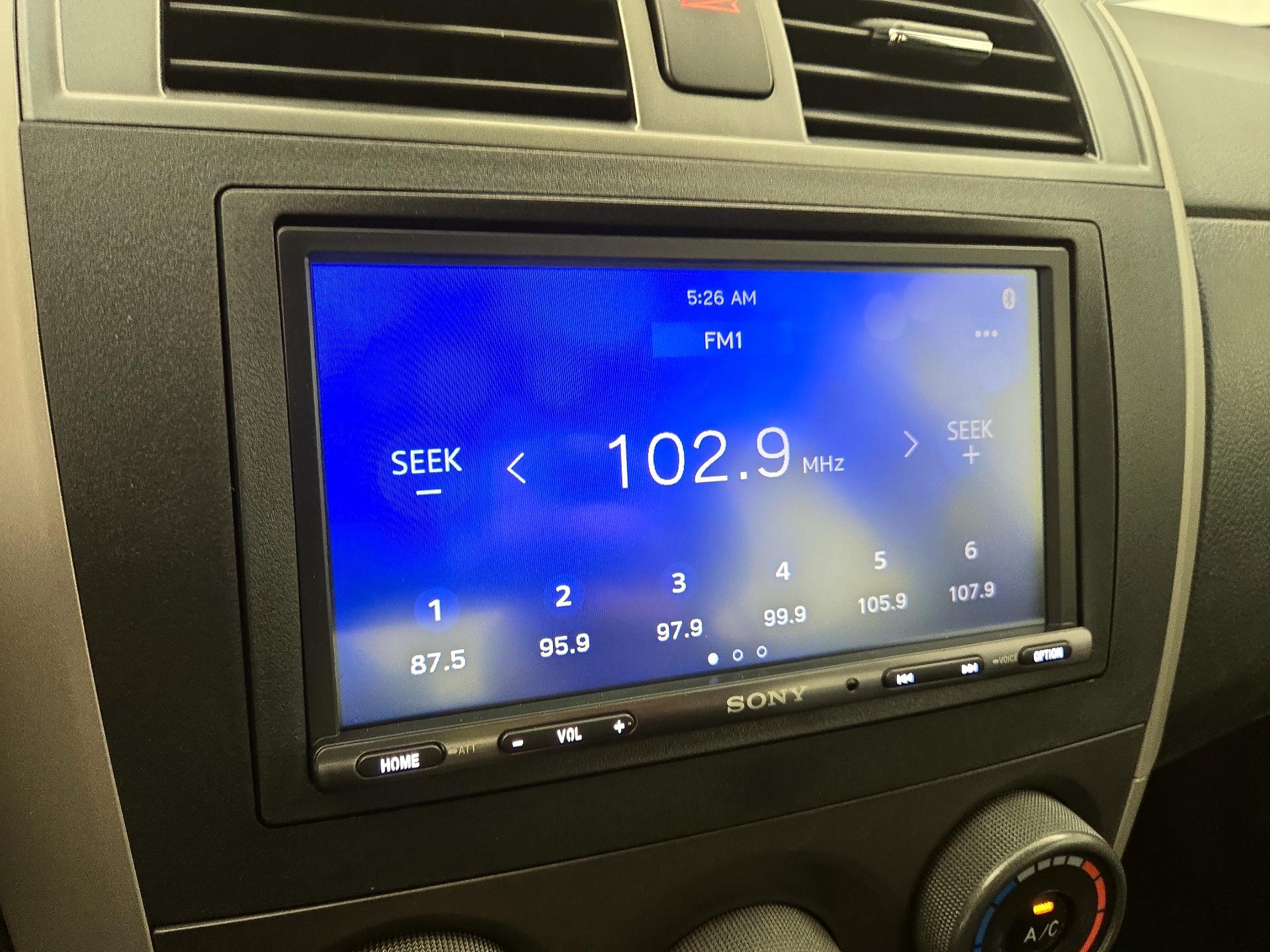 Thumbnail: 2013 Toyota Corolla - 14