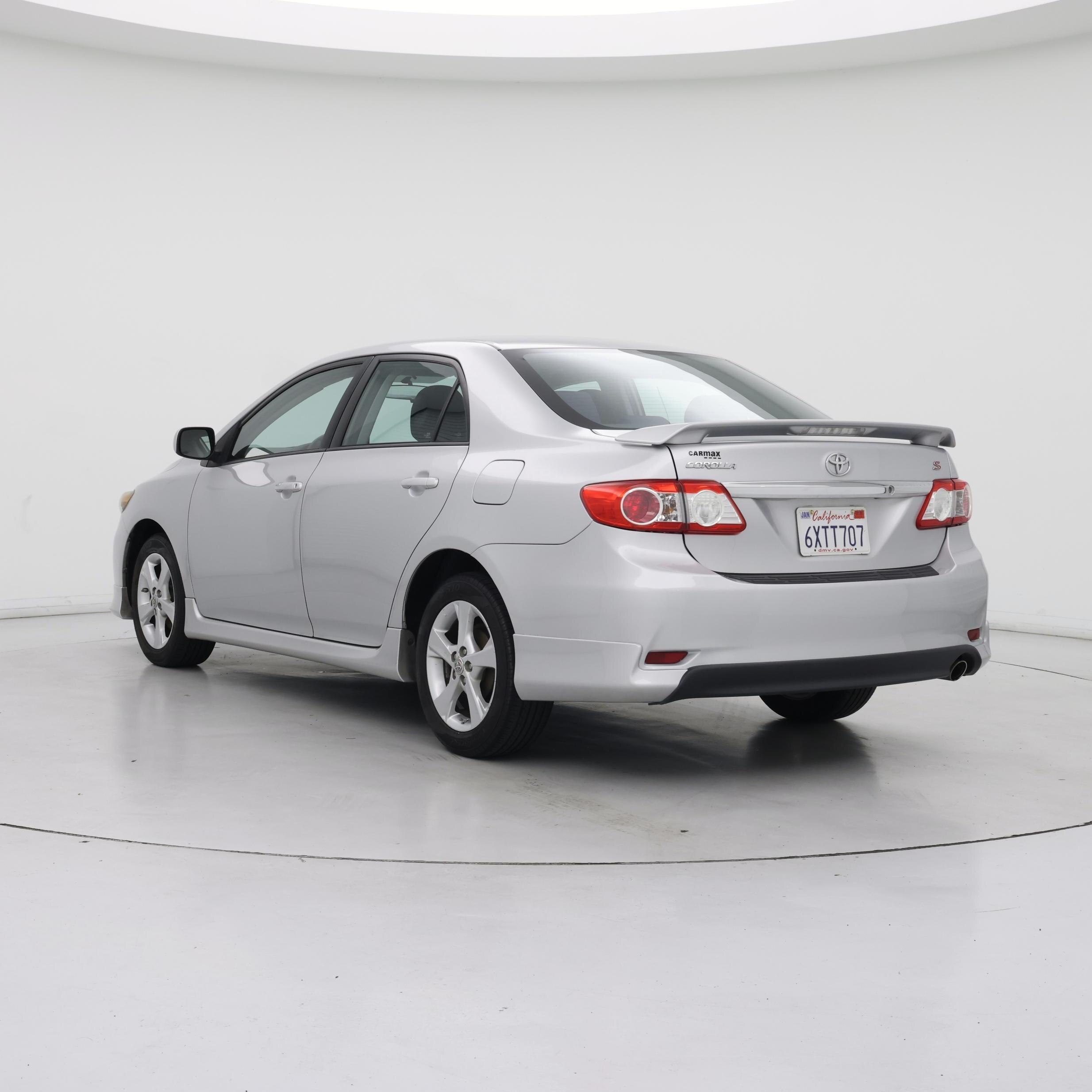 Thumbnail: 2013 Toyota Corolla - 2