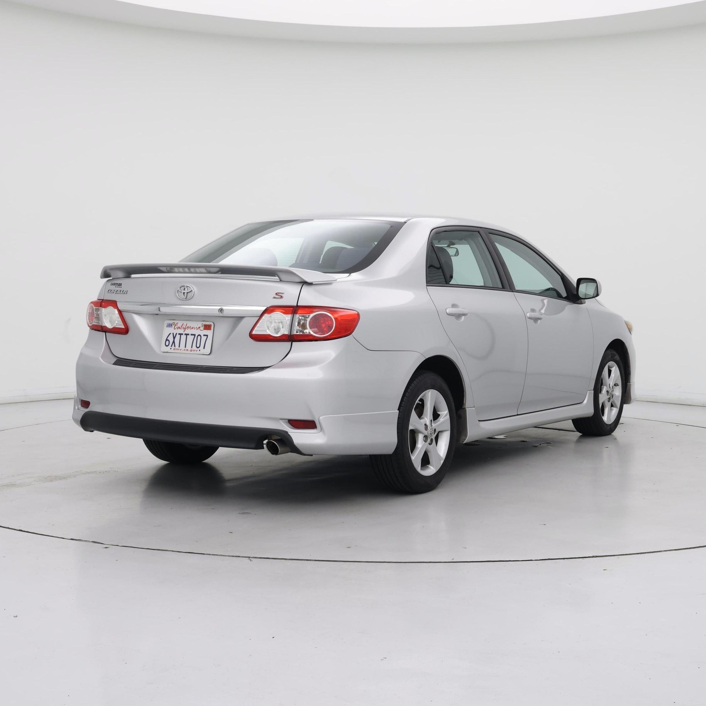 Thumbnail: 2013 Toyota Corolla - 8
