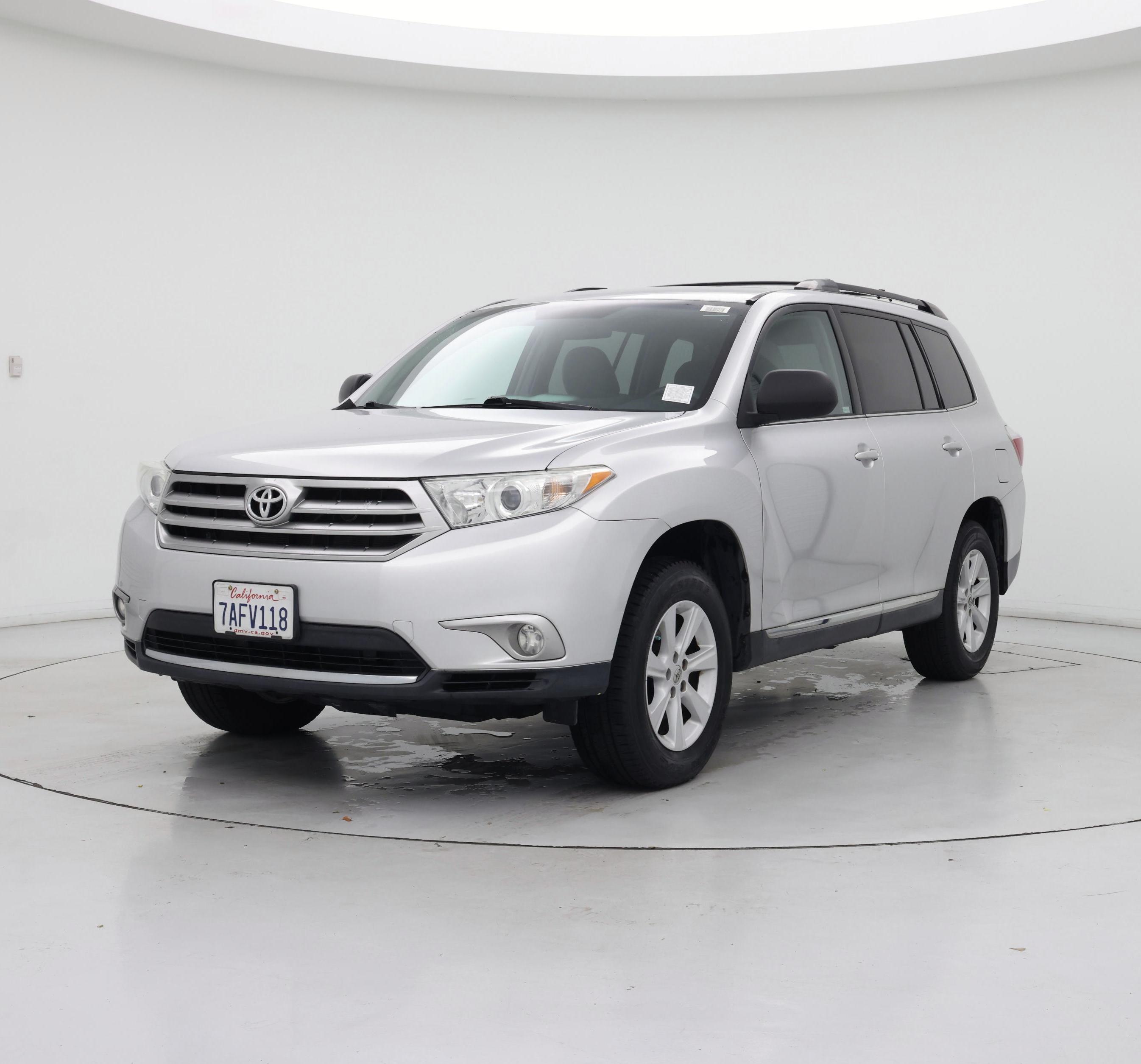 Thumbnail: 2013 Toyota Highlander - 4