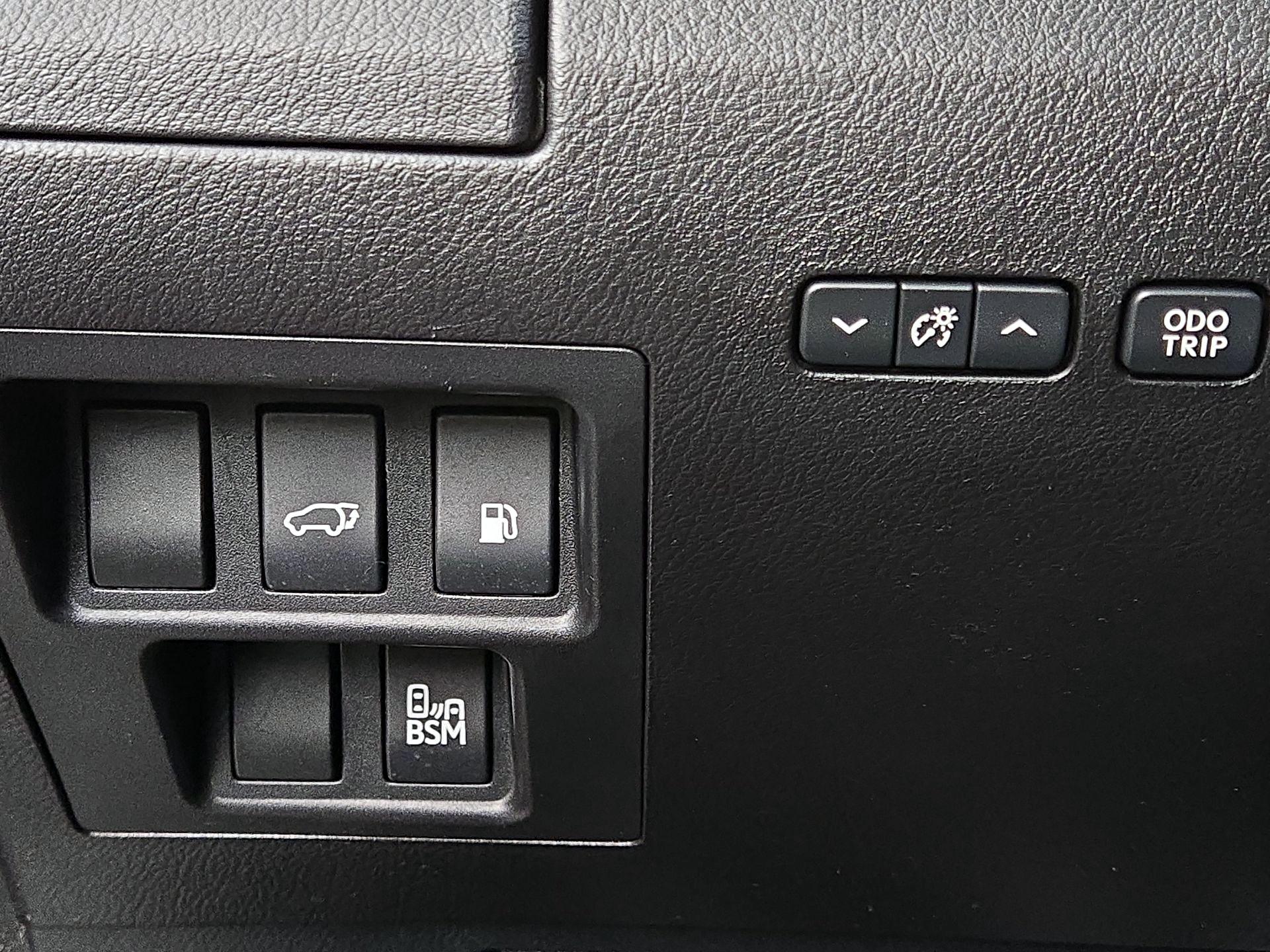 Thumbnail: 2015 Lexus RX - 13