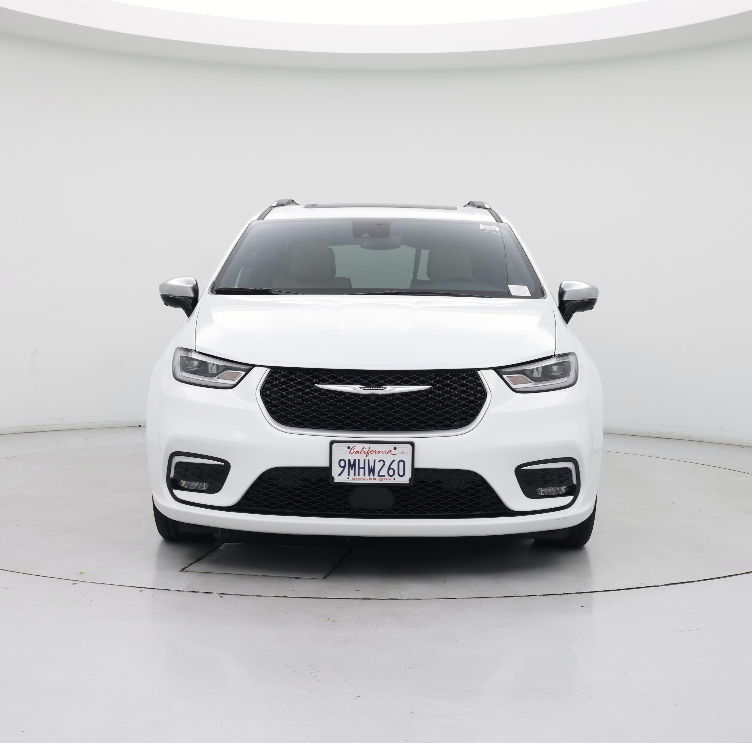 Thumbnail: 2023 Chrysler Pacifica - 5