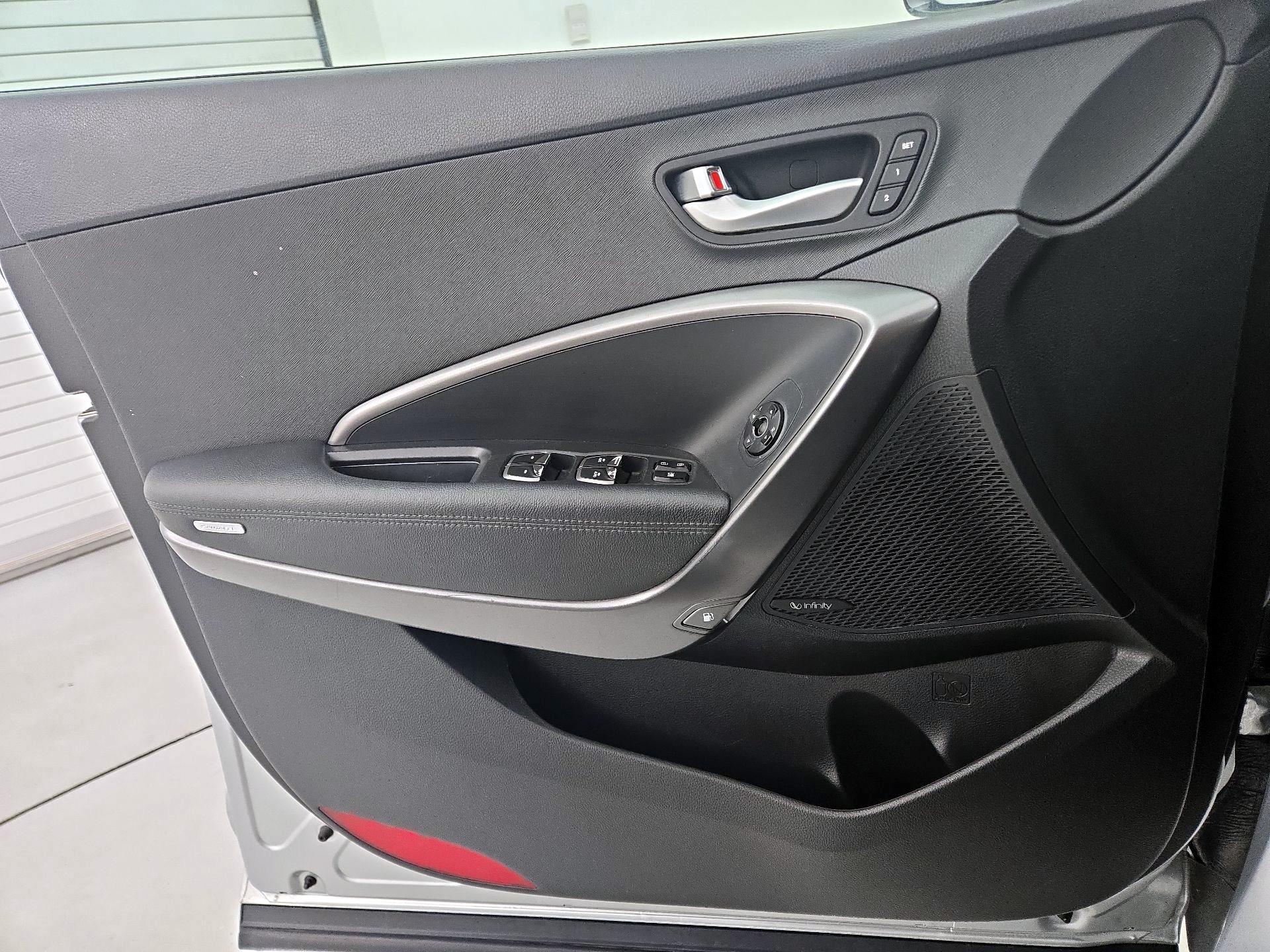 Thumbnail: 2018 Hyundai Santa Fe - 12