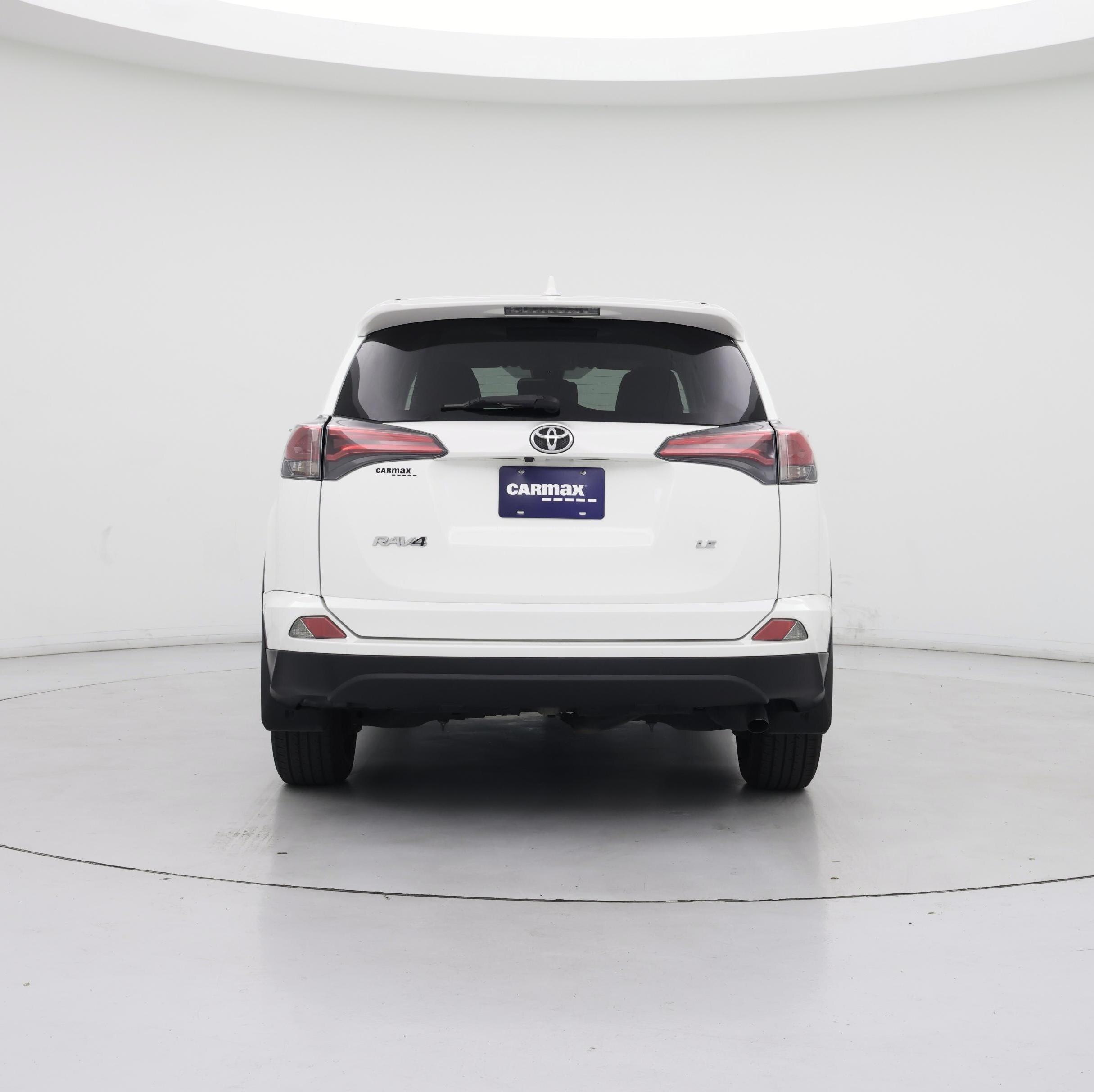 Thumbnail: 2017 Toyota RAV4 - 6