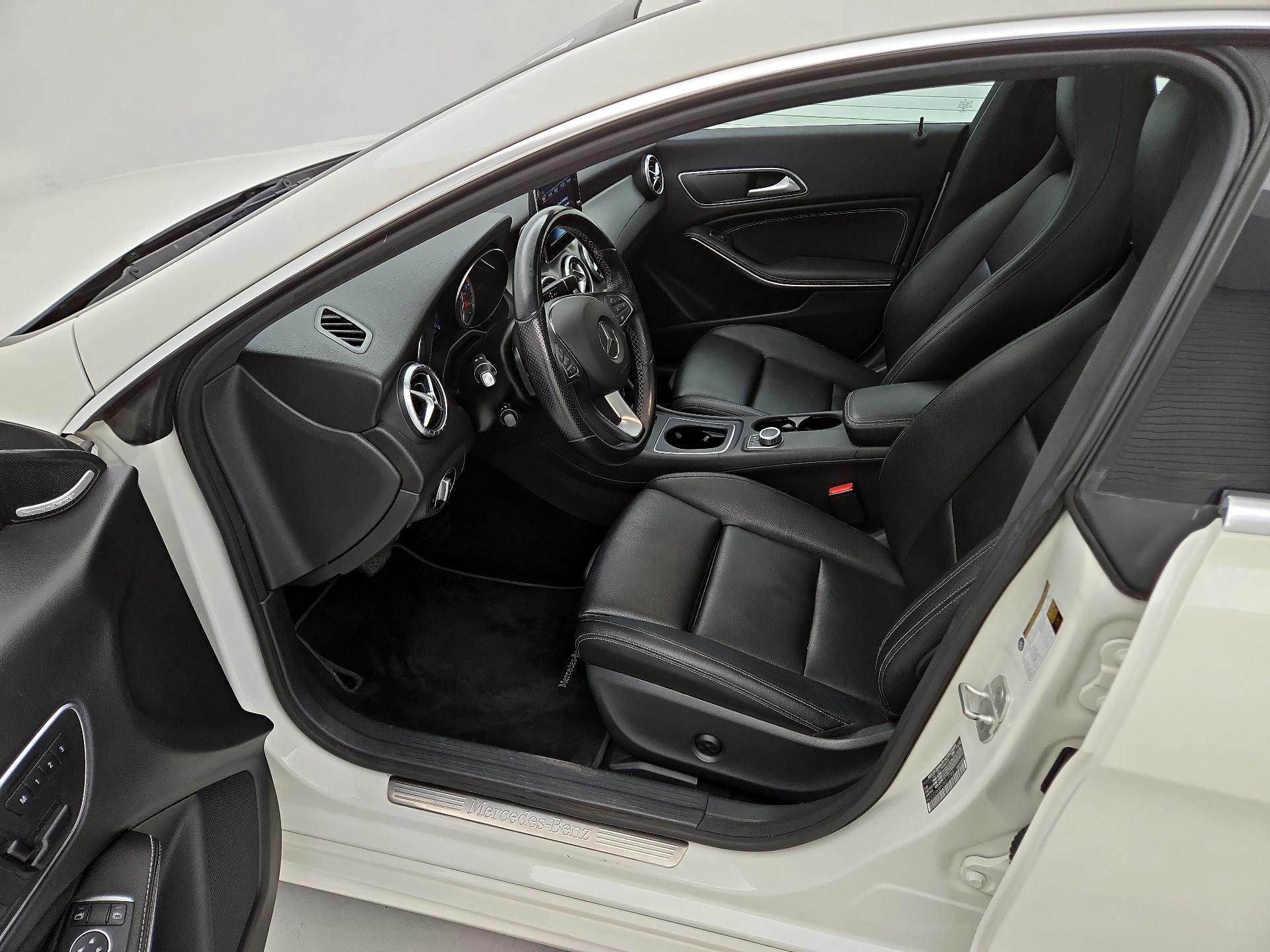 Thumbnail: 2016 Mercedes-Benz CLA - 11