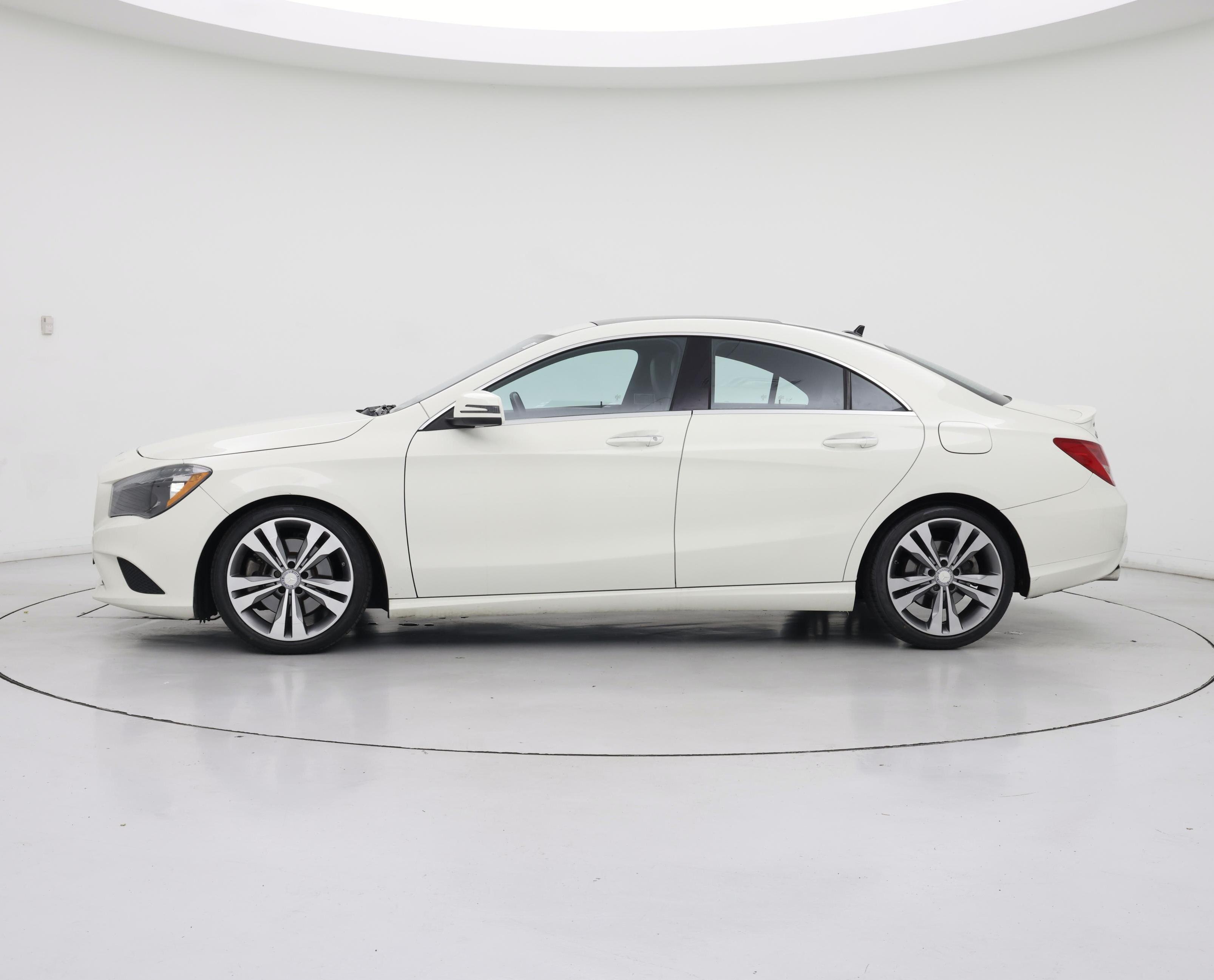 Thumbnail: 2016 Mercedes-Benz CLA - 3