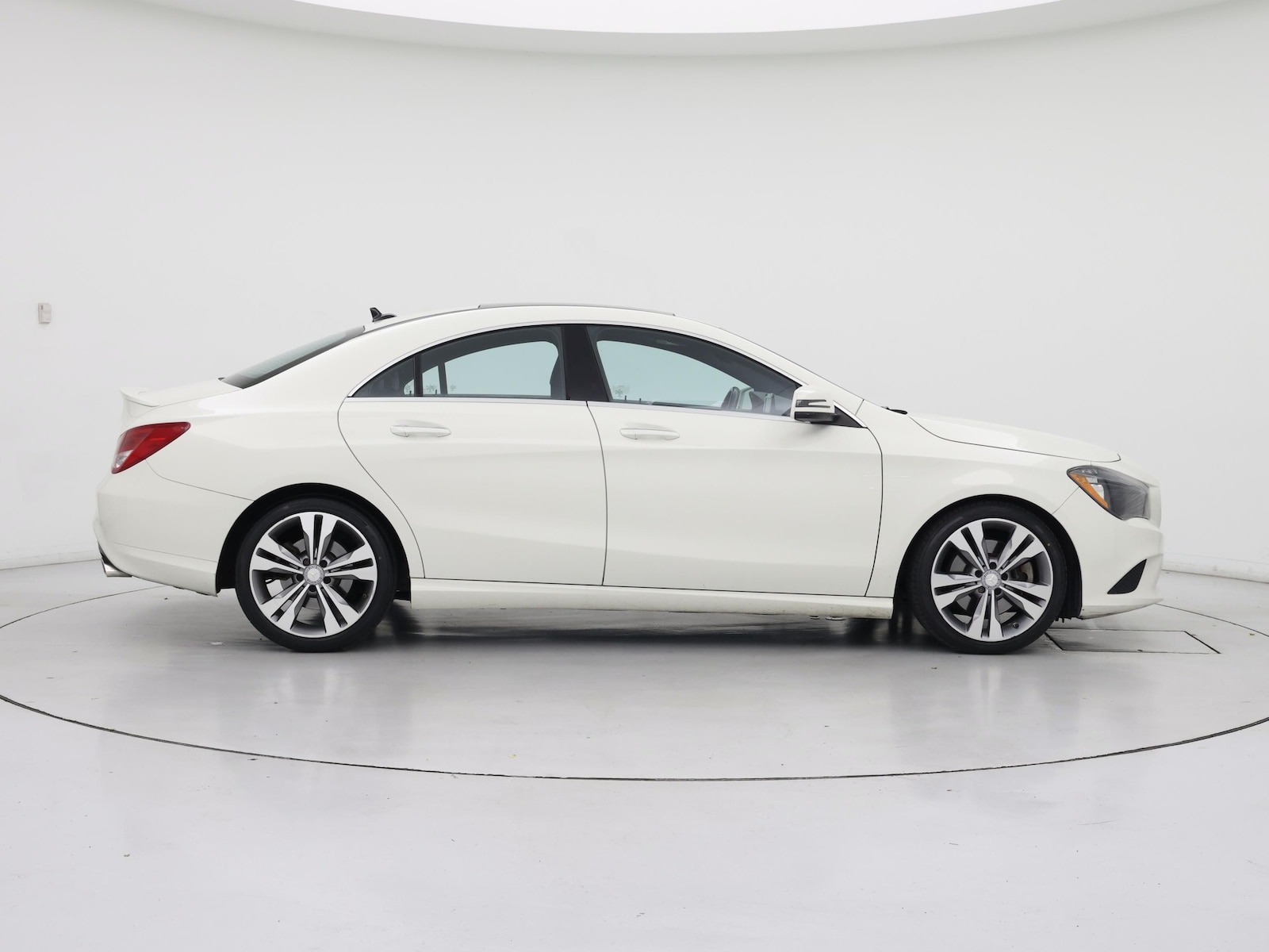 Image of 2016 Mercedes-Benz CLA250