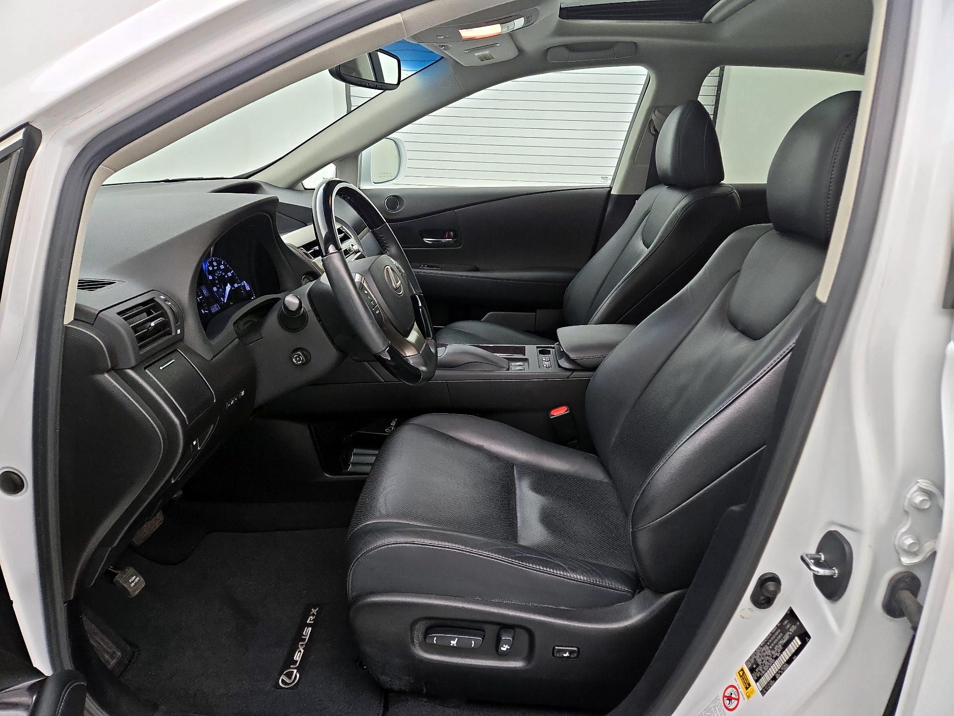 Thumbnail: 2015 Lexus RX - 11