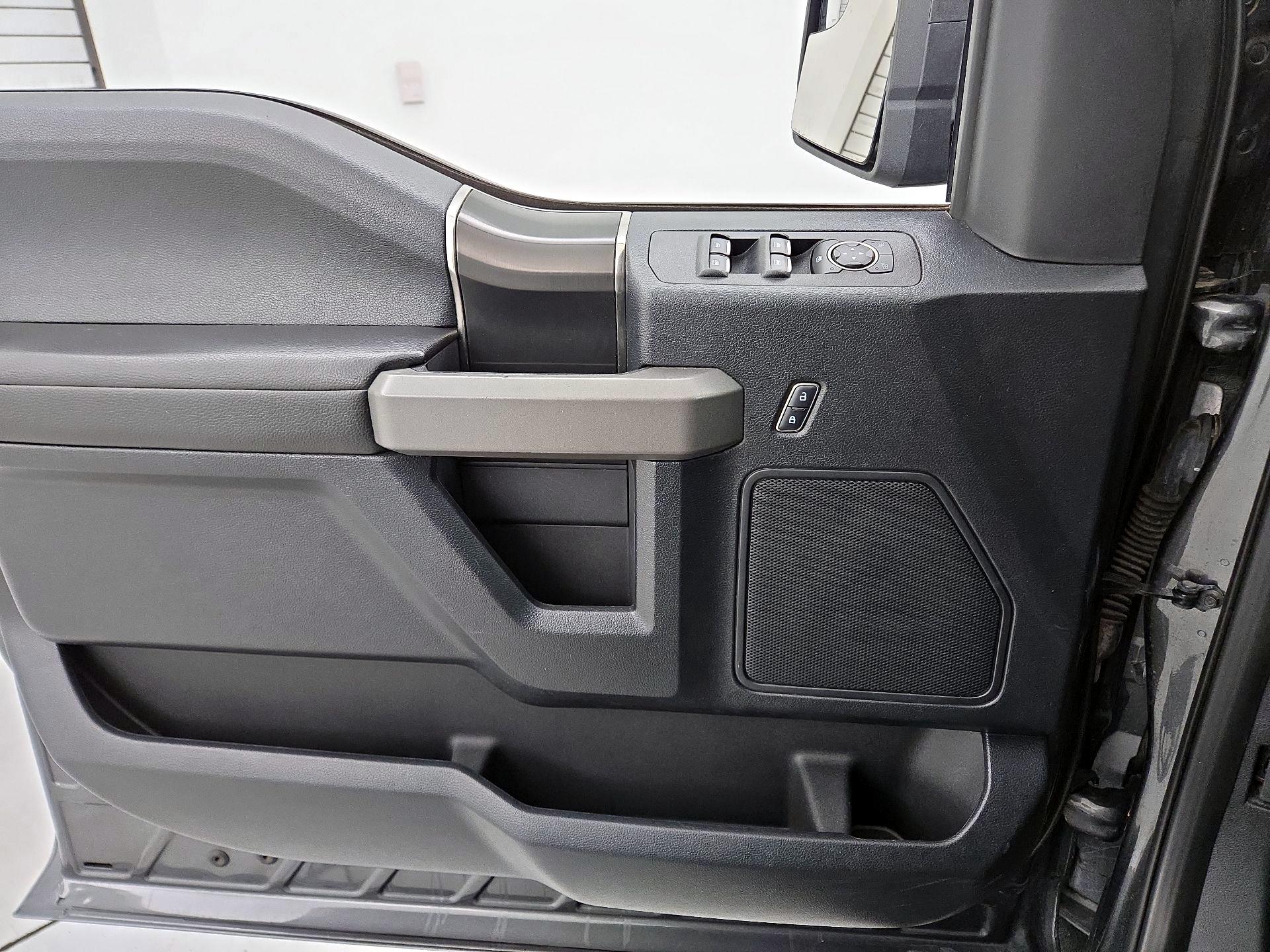 Thumbnail: 2019 Ford F-150 - 12