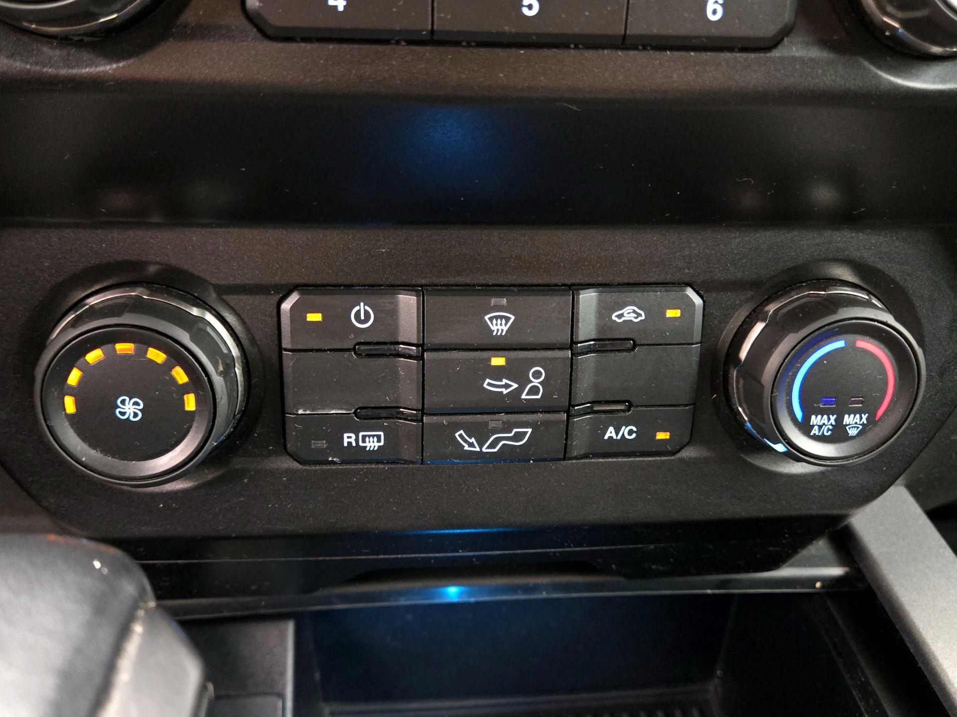 Thumbnail: 2019 Ford F-150 - 16