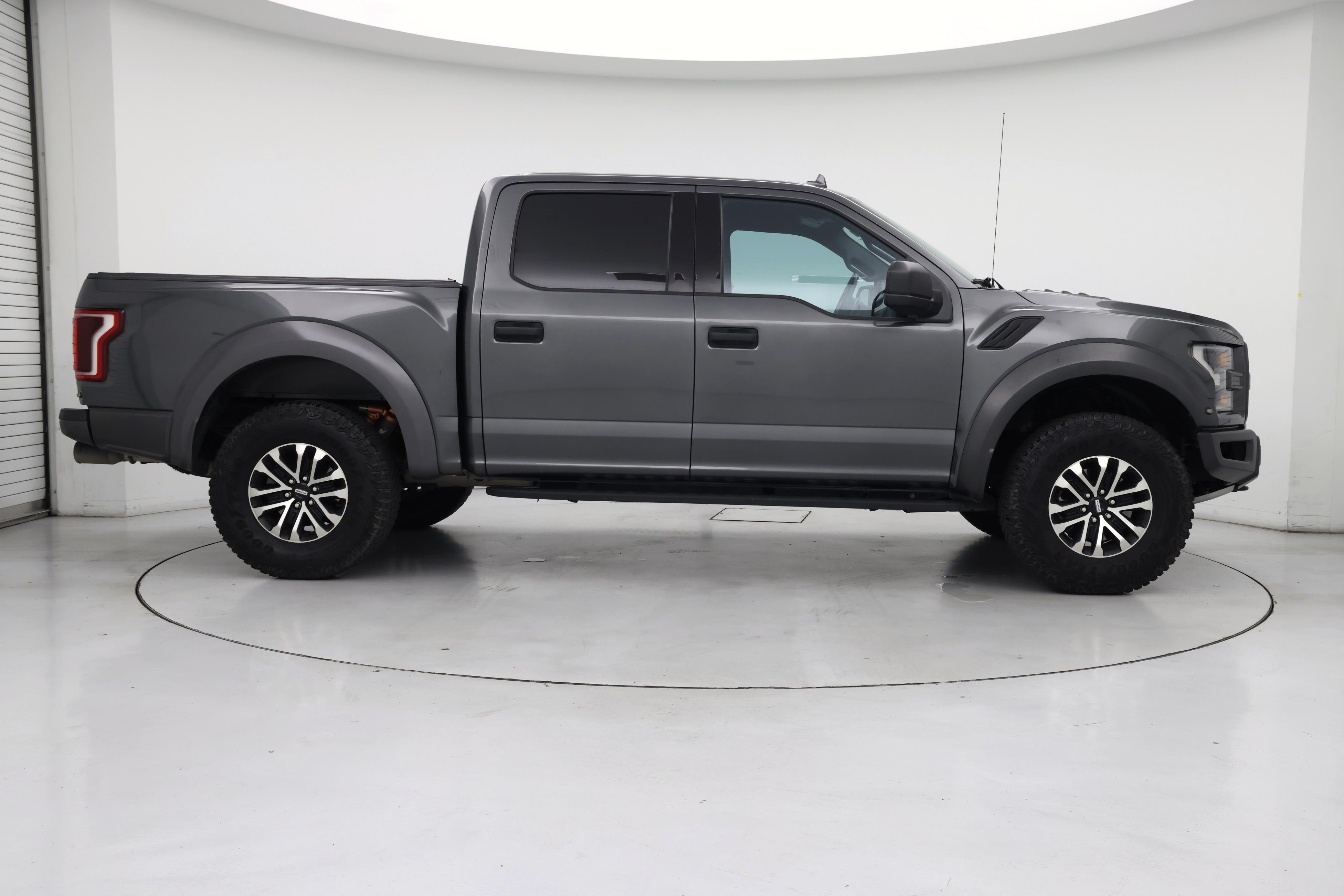 Thumbnail: 2019 Ford F-150 - 7