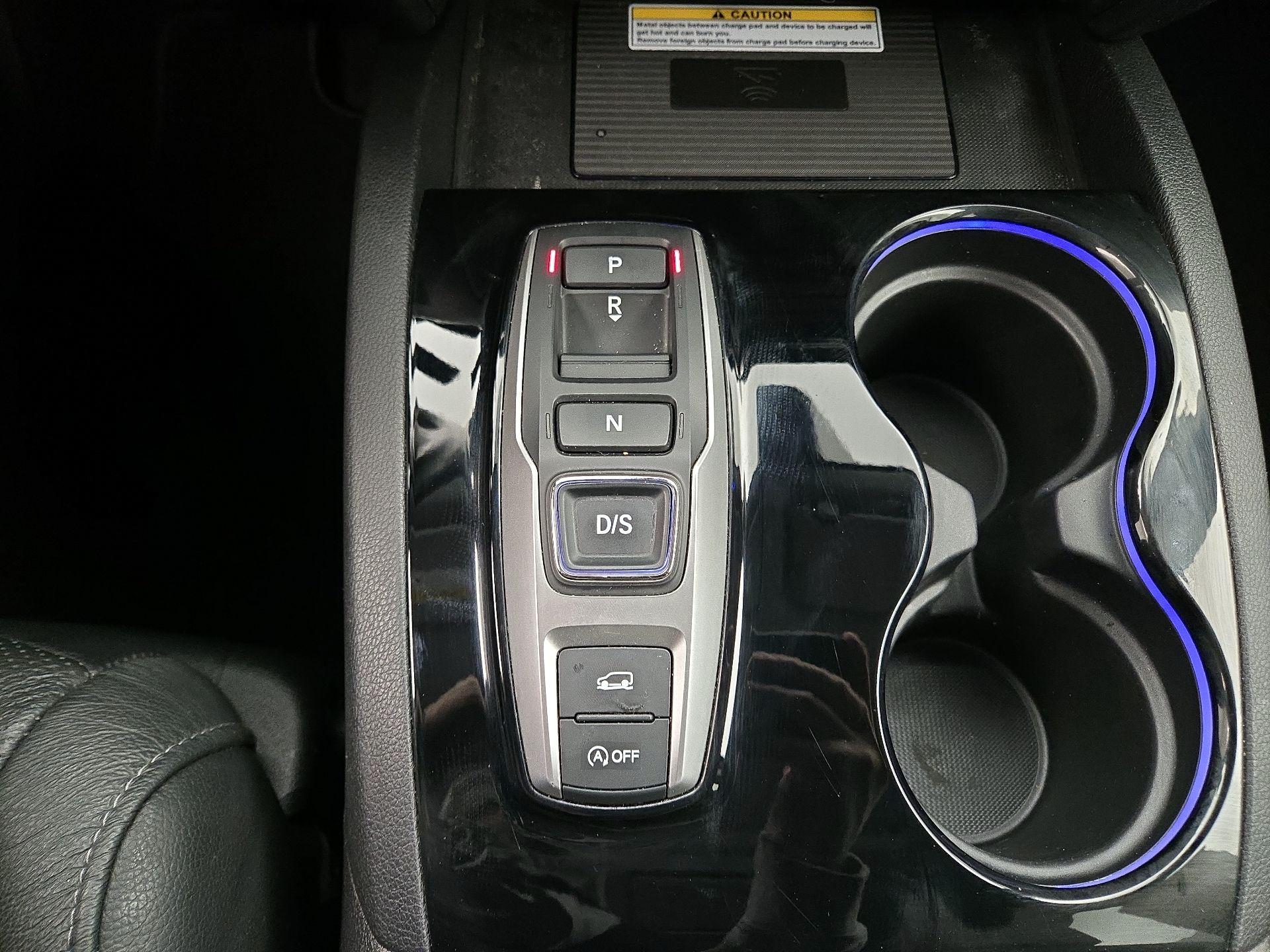 Thumbnail: 2019 Honda Pilot - 18