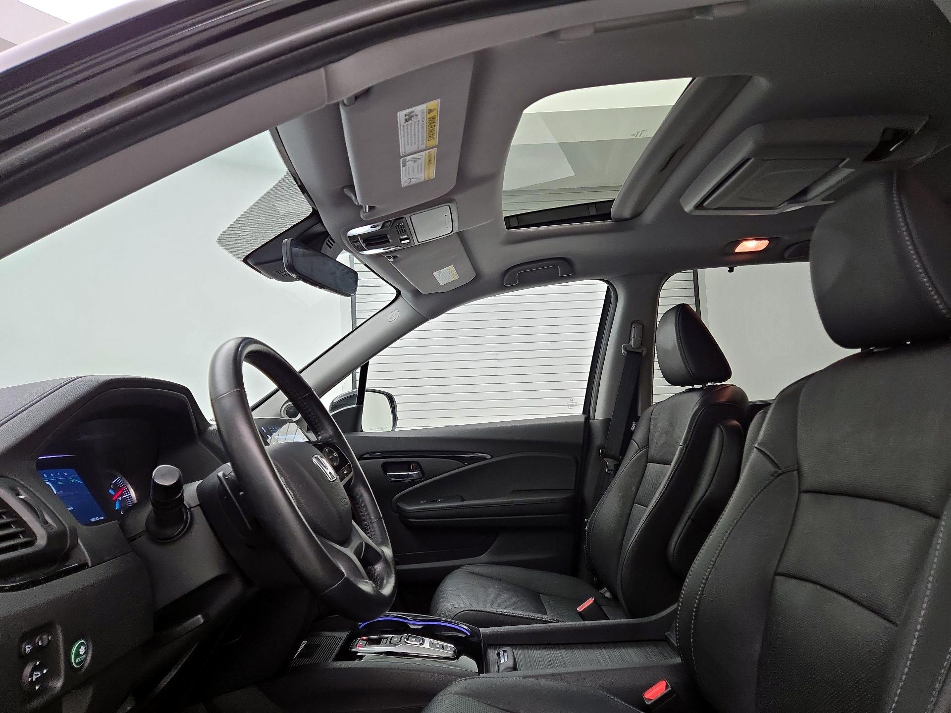 Thumbnail: 2019 Honda Pilot - 20