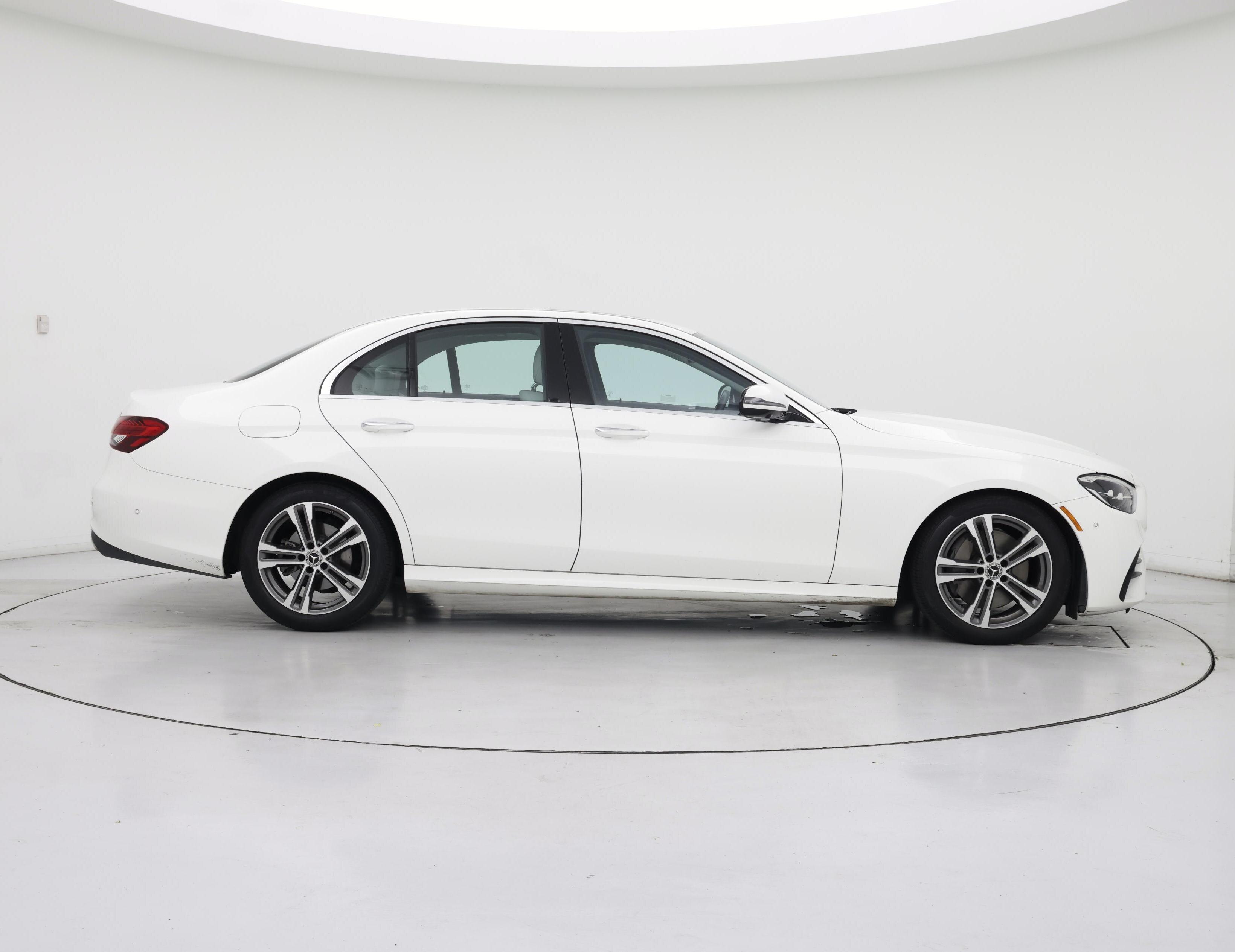 Thumbnail: 2021 Mercedes-Benz E-Class - 7