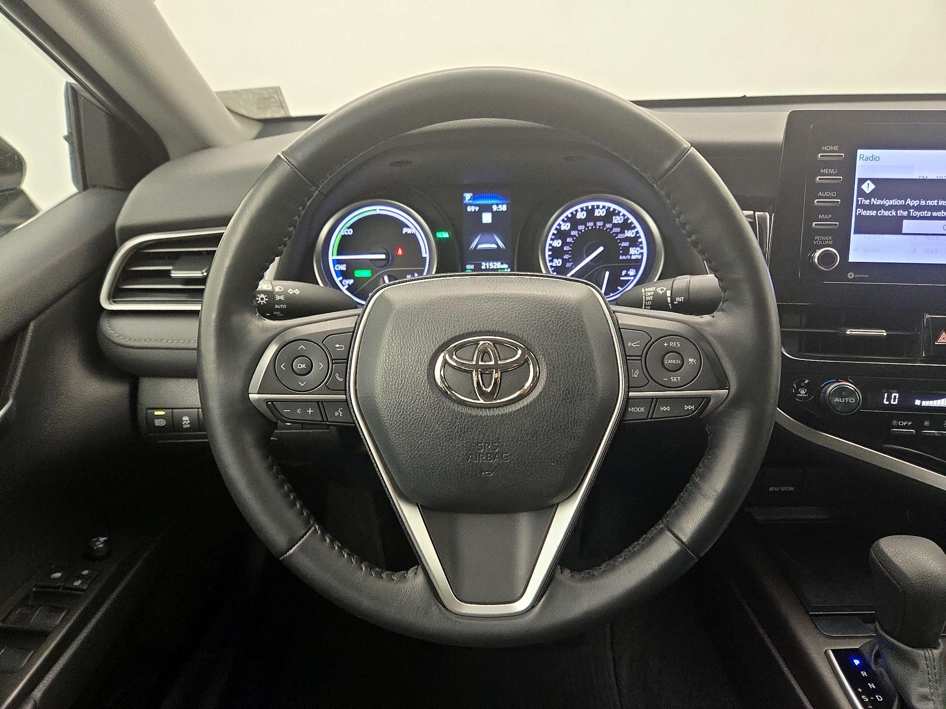 Thumbnail: 2022 Toyota Camry - 10