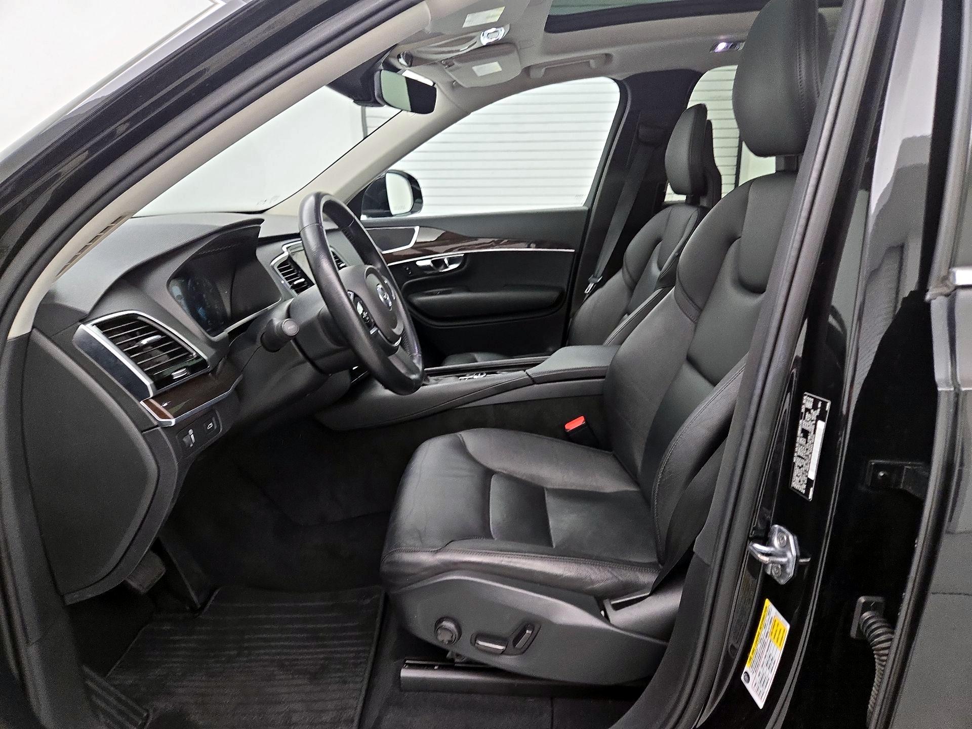 Thumbnail: 2017 Volvo XC90 - 11