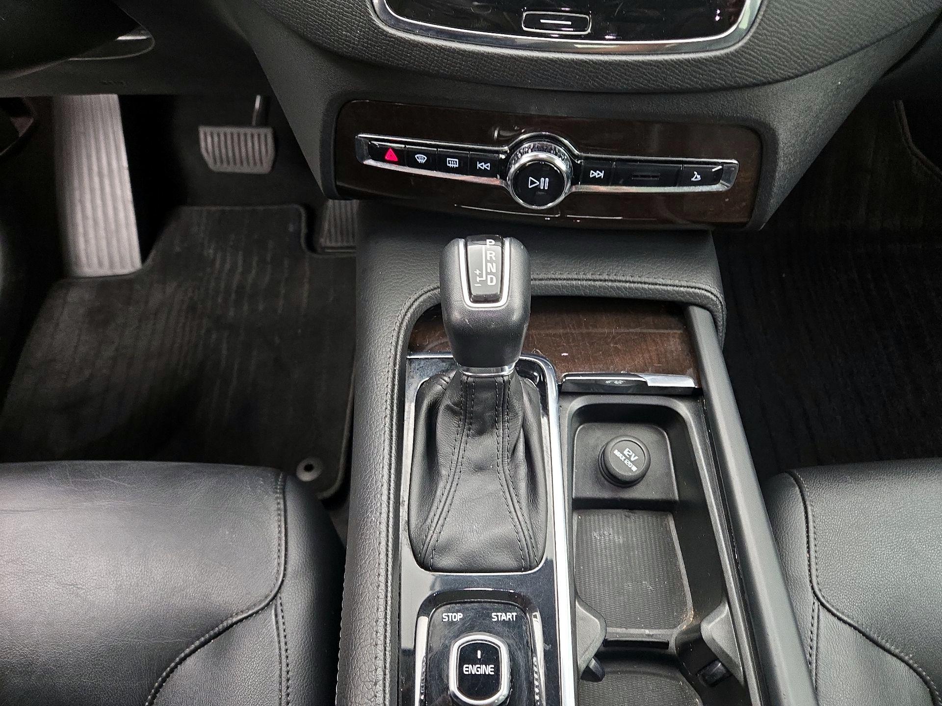 Thumbnail: 2017 Volvo XC90 - 18