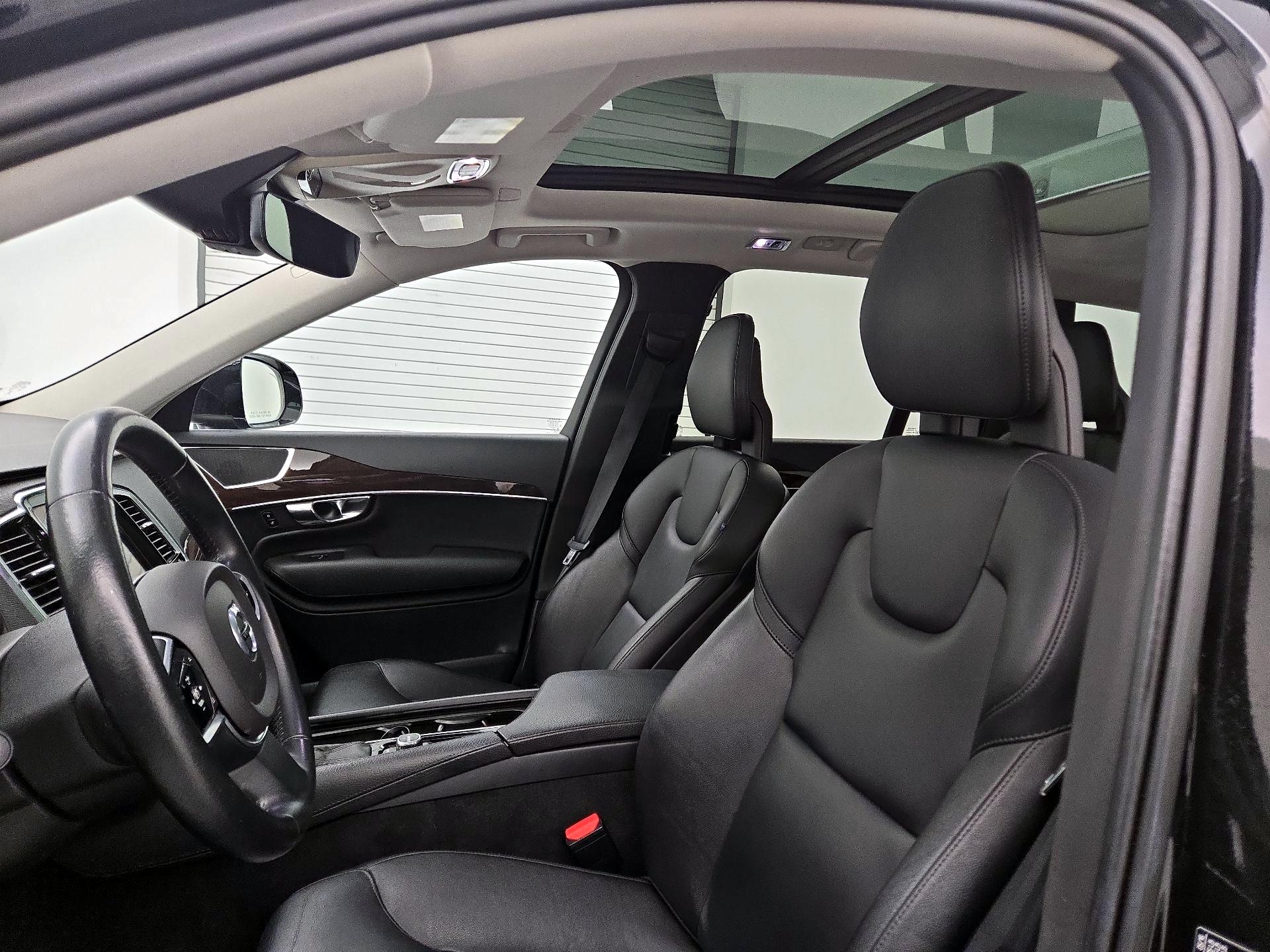 Thumbnail: 2017 Volvo XC90 - 20