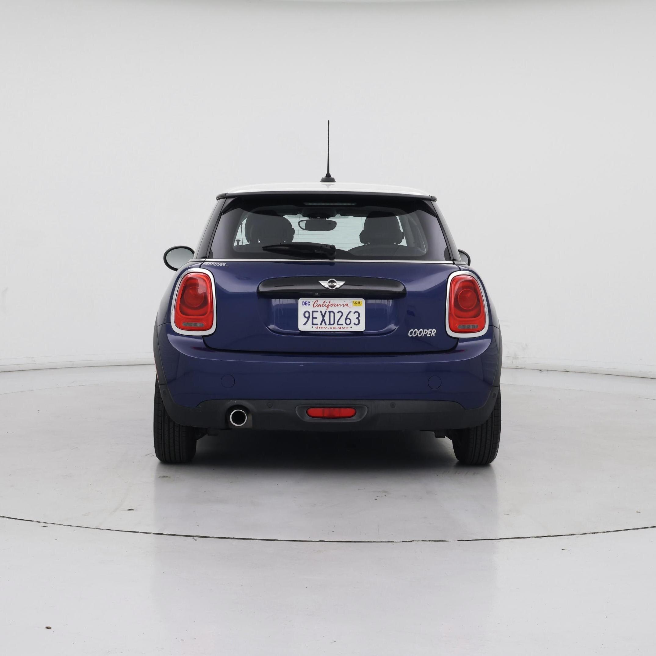 Thumbnail: 2017 MINI Cooper Hardtop - 6