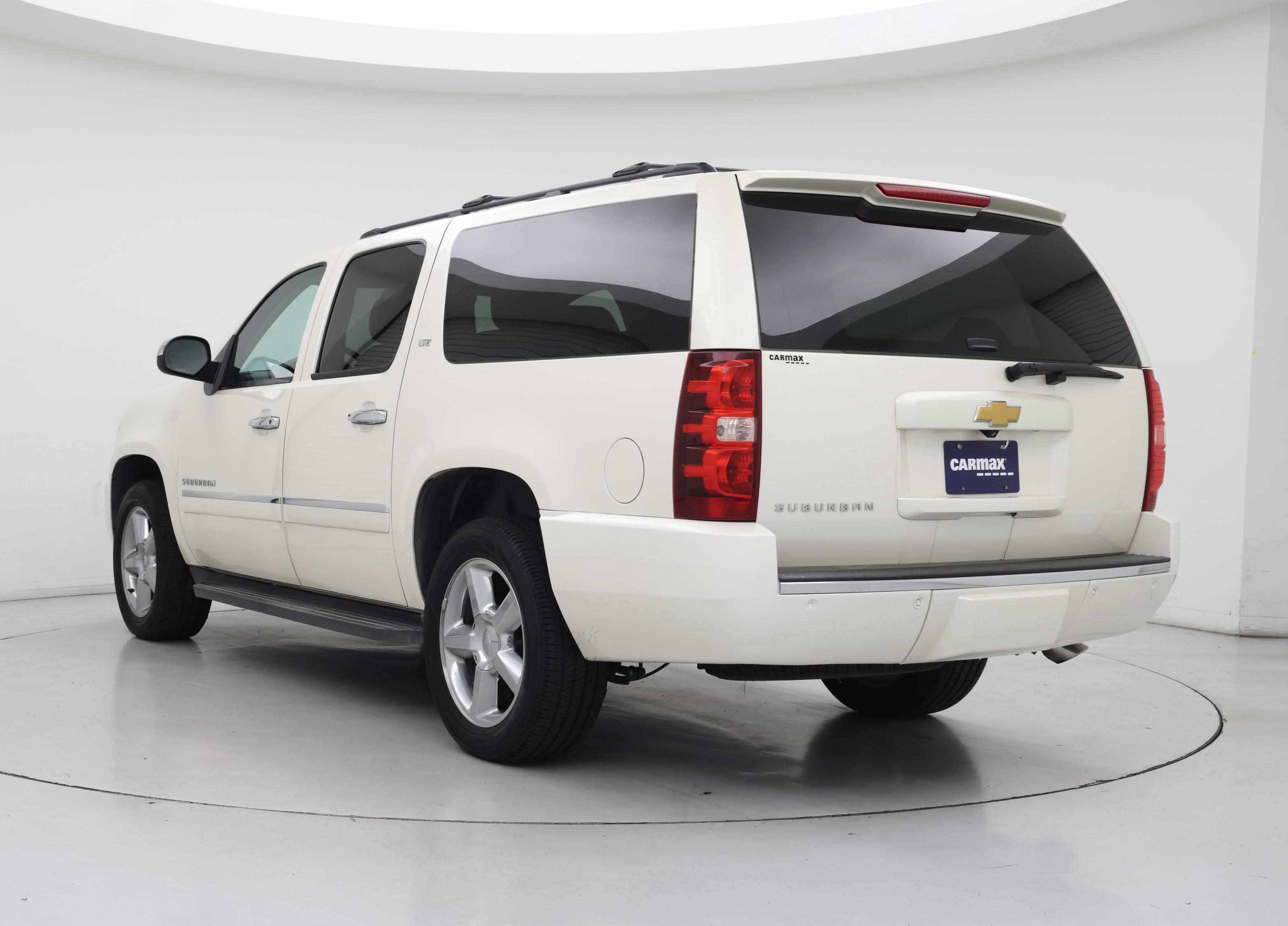Thumbnail: 2014 Chevrolet Suburban - 2