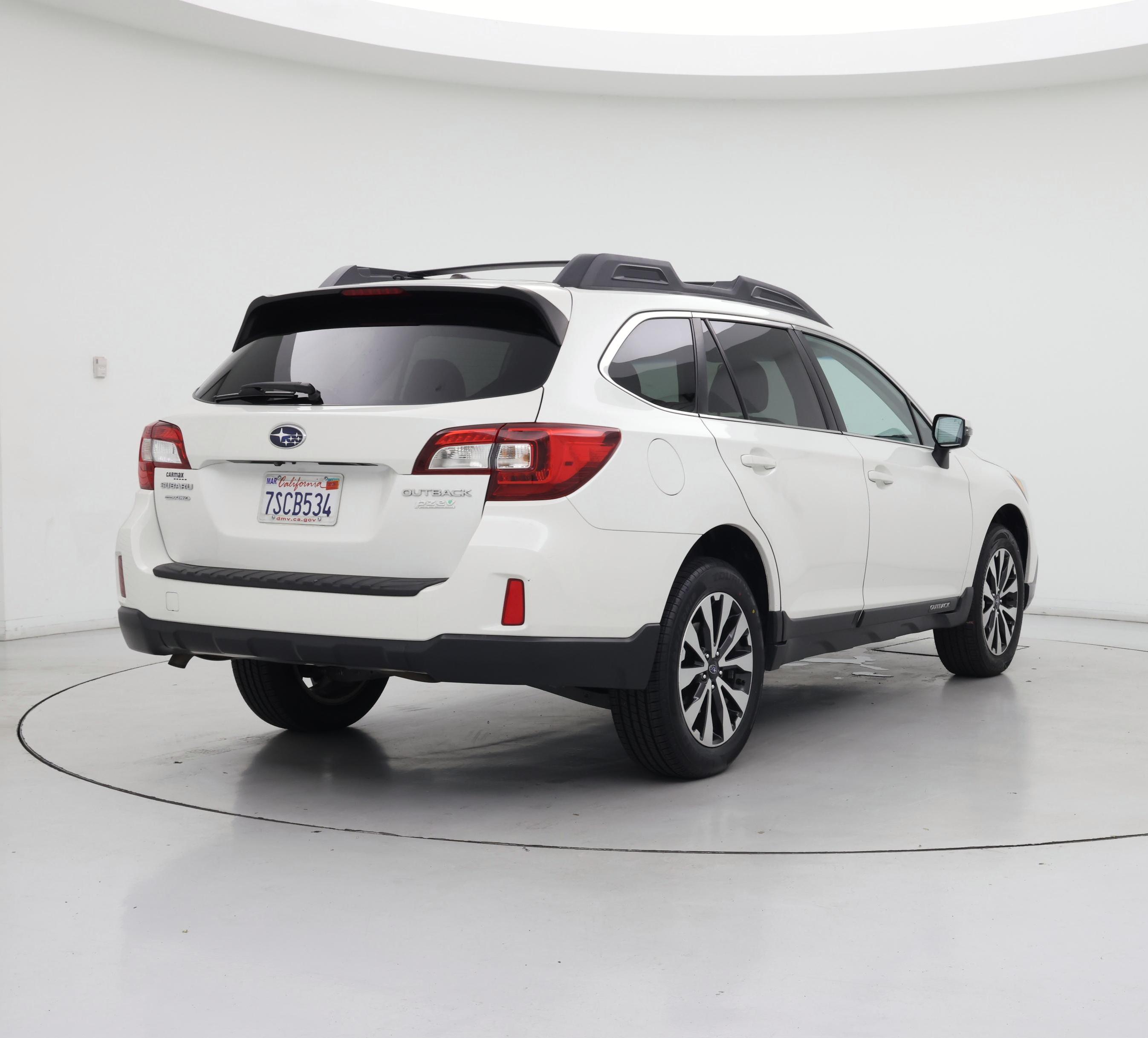 Thumbnail: 2015 Subaru Outback - 8