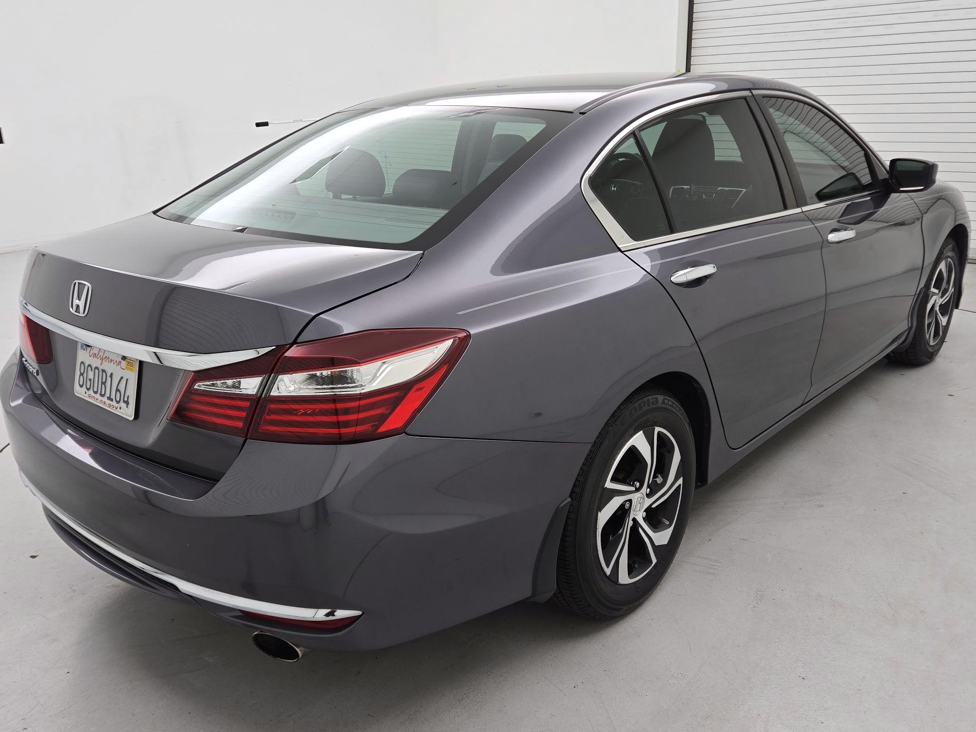 Thumbnail: 2016 Honda Accord - 5