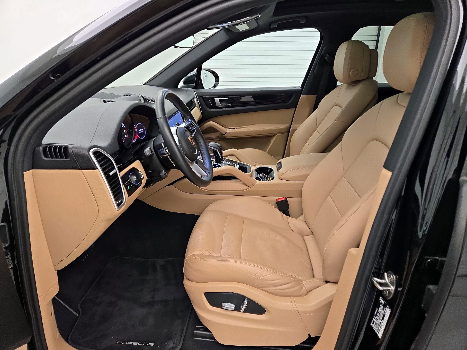 Thumbnail: 2019 Porsche Cayenne - 11