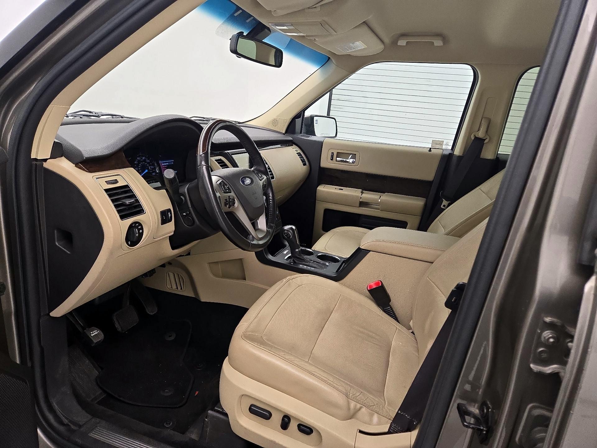 Thumbnail: 2014 Ford Flex - 11