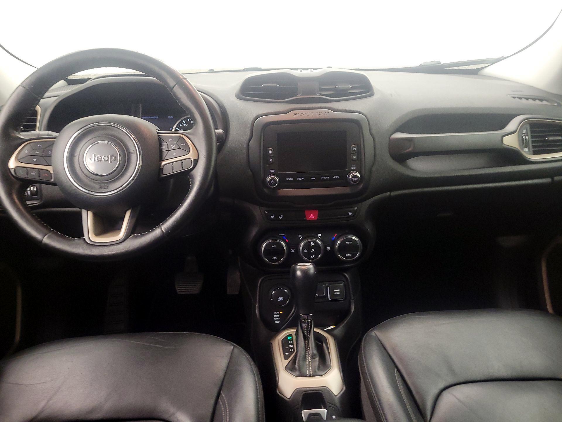 Thumbnail: 2016 Jeep Renegade - 9