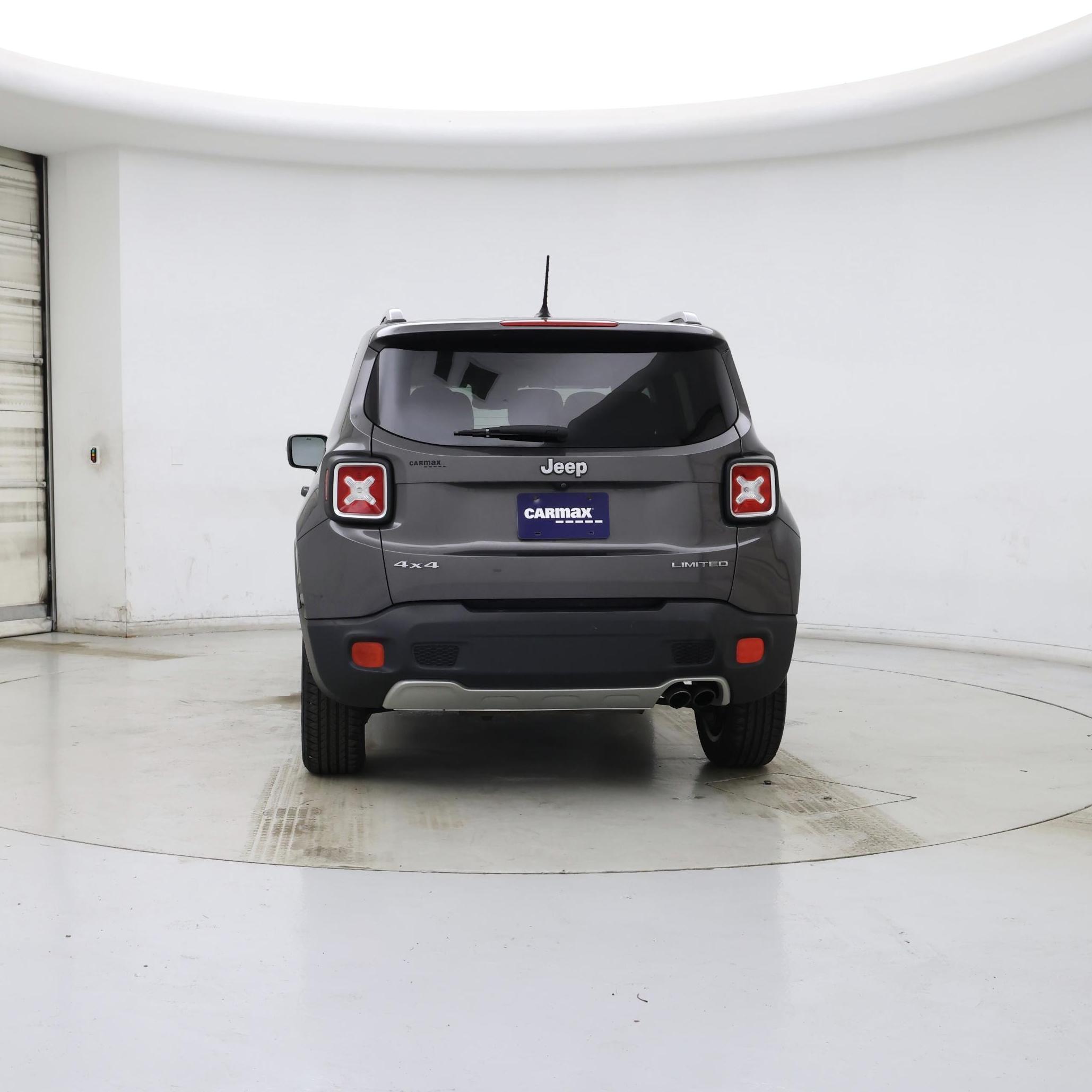 Thumbnail: 2016 Jeep Renegade - 6