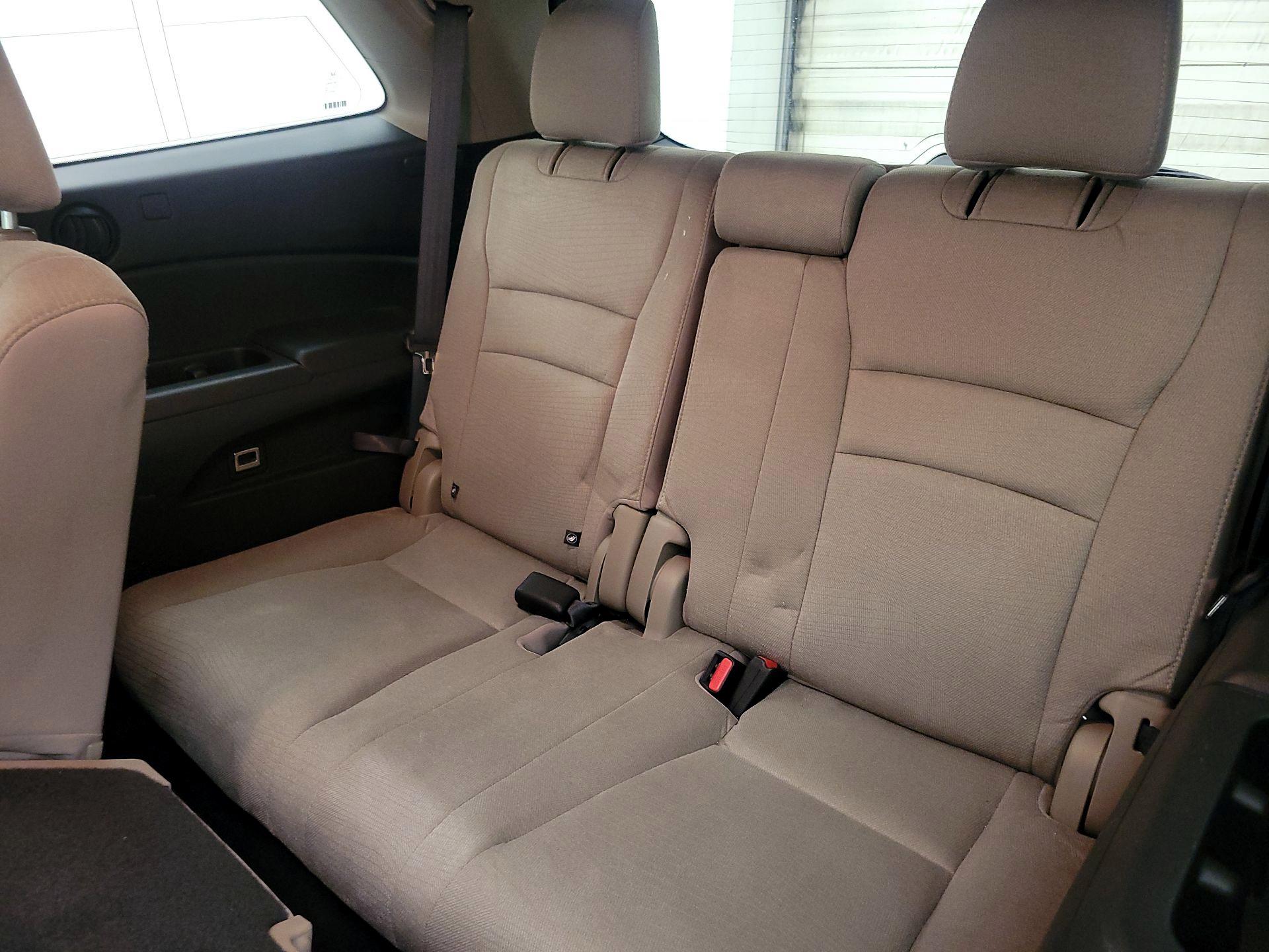 Thumbnail: 2016 Honda Pilot - 20