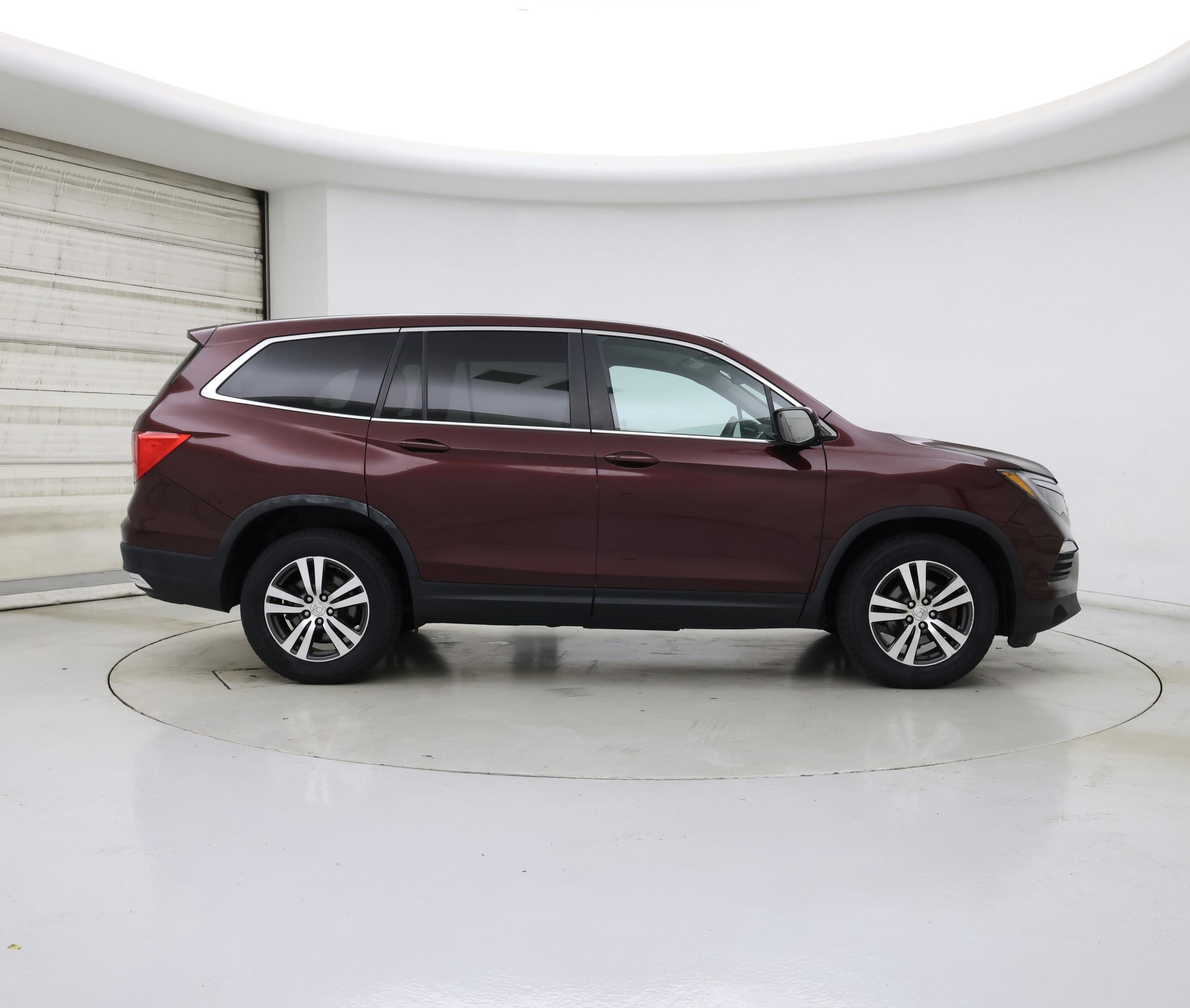 Thumbnail: 2016 Honda Pilot - 7