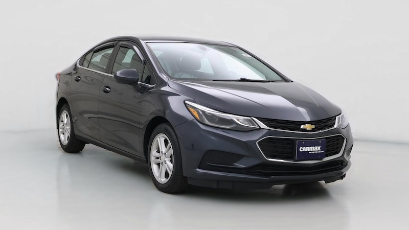 2017 Chevrolet Cruze LT Hero Image