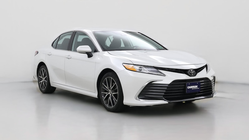 2023 Toyota Camry XLE Hero Image