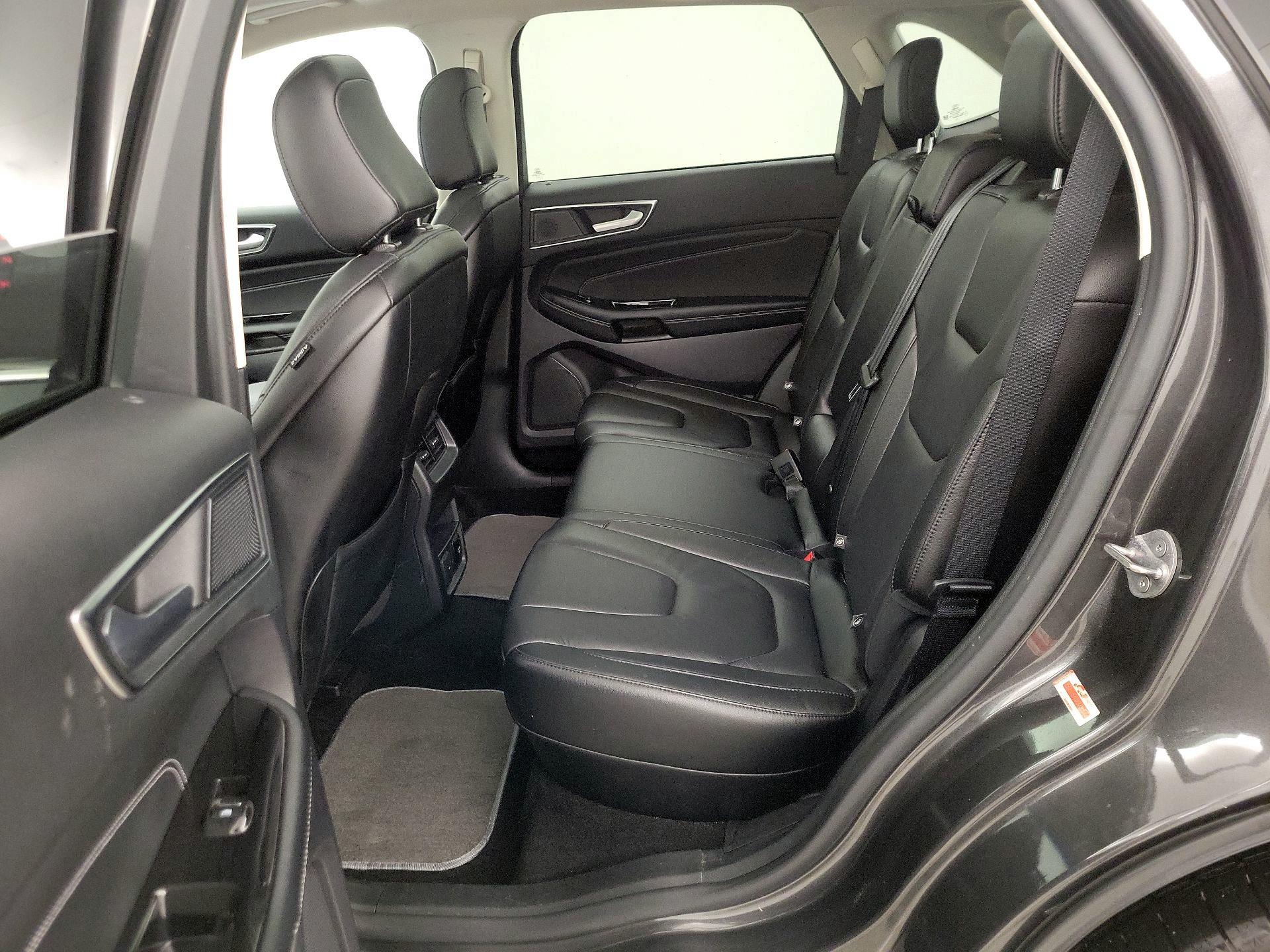 Thumbnail: 2020 Ford Edge - 20