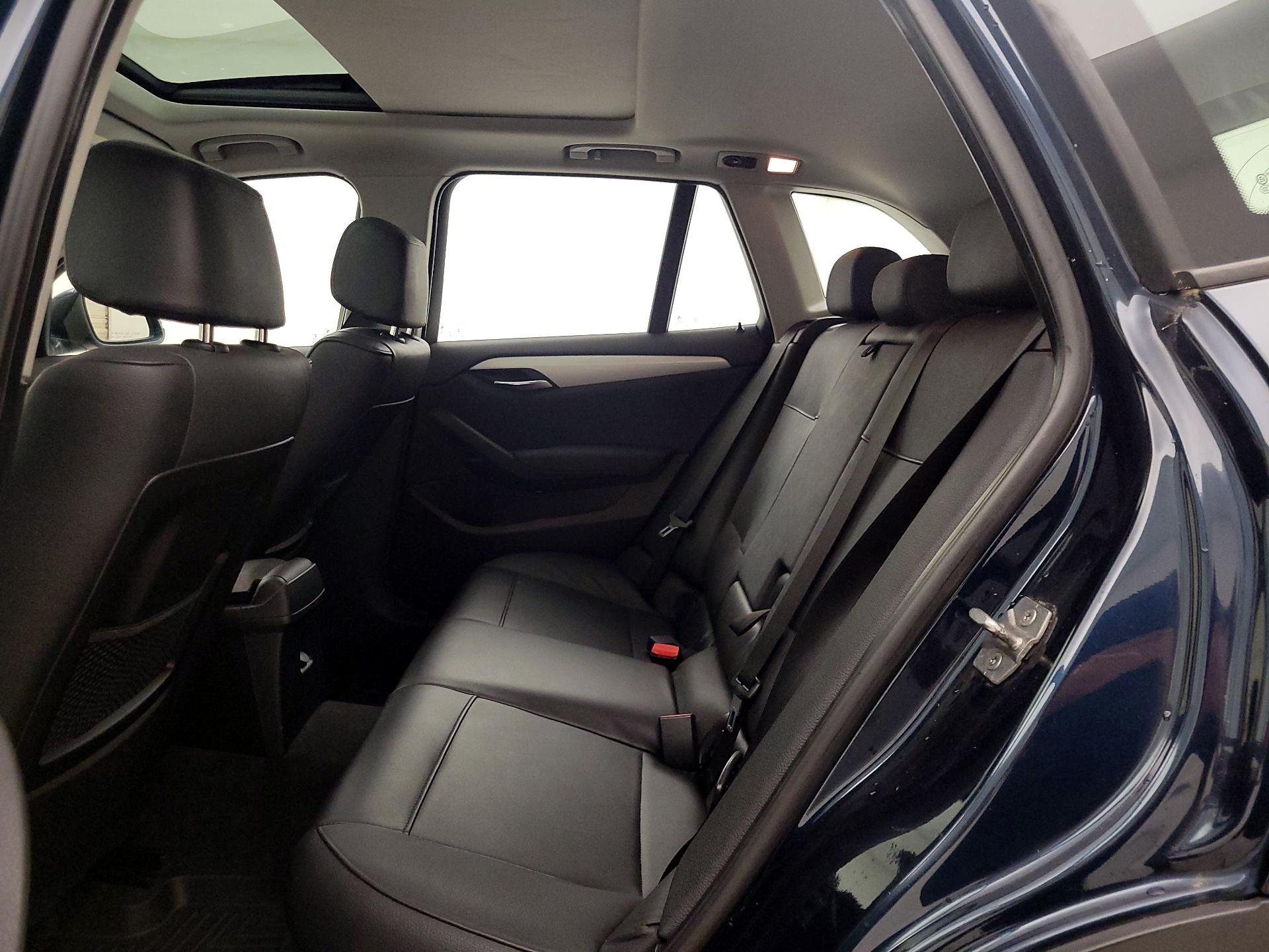 Thumbnail: 2015 BMW X1 - 20