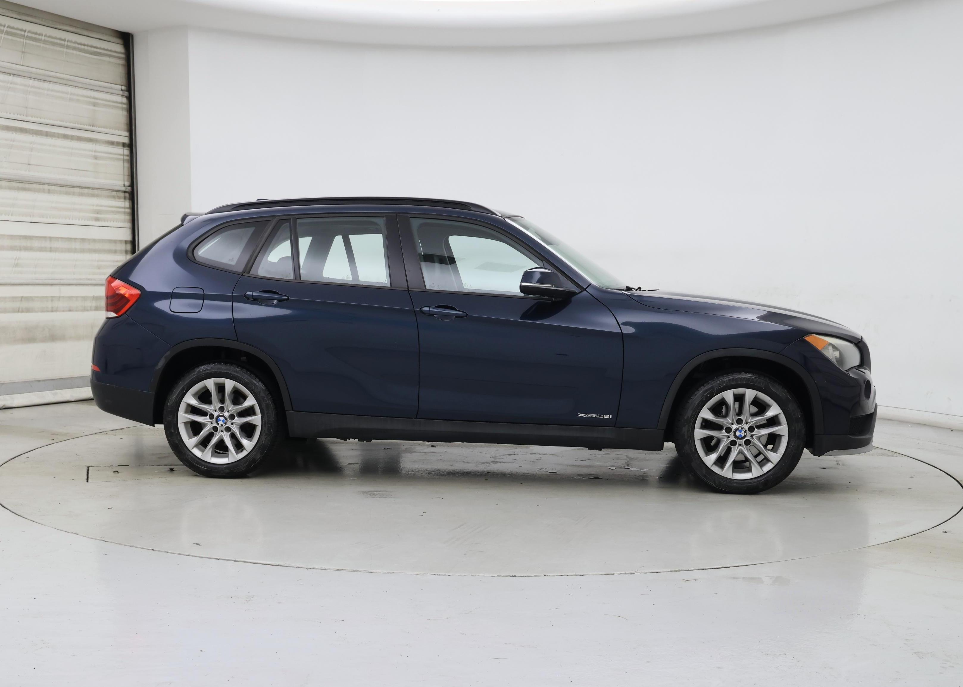 Thumbnail: 2015 BMW X1 - 7